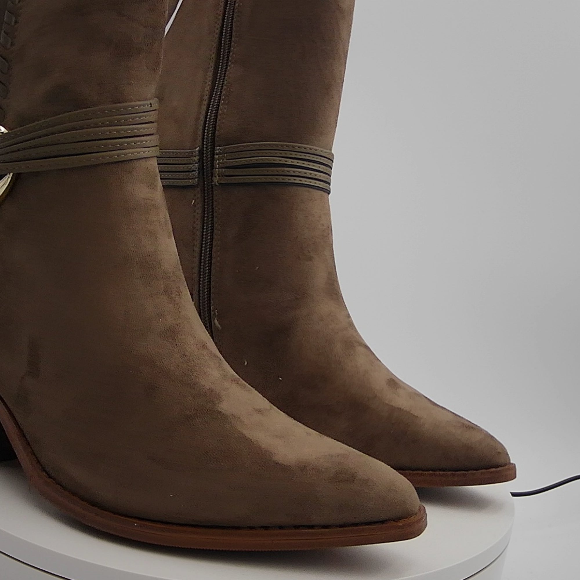 Women's Rio Whip Stitch Tall Western Boots With Memory Foam Insole - Universal Thread Dark Taupe 8.5