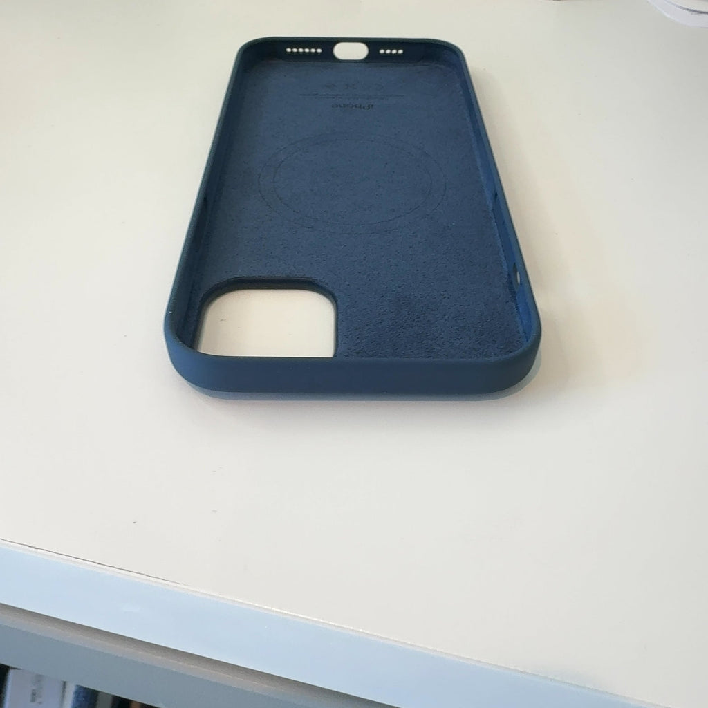 Apple Iphone 15 Plus Silicone Case With Magsafe - Storm Blue