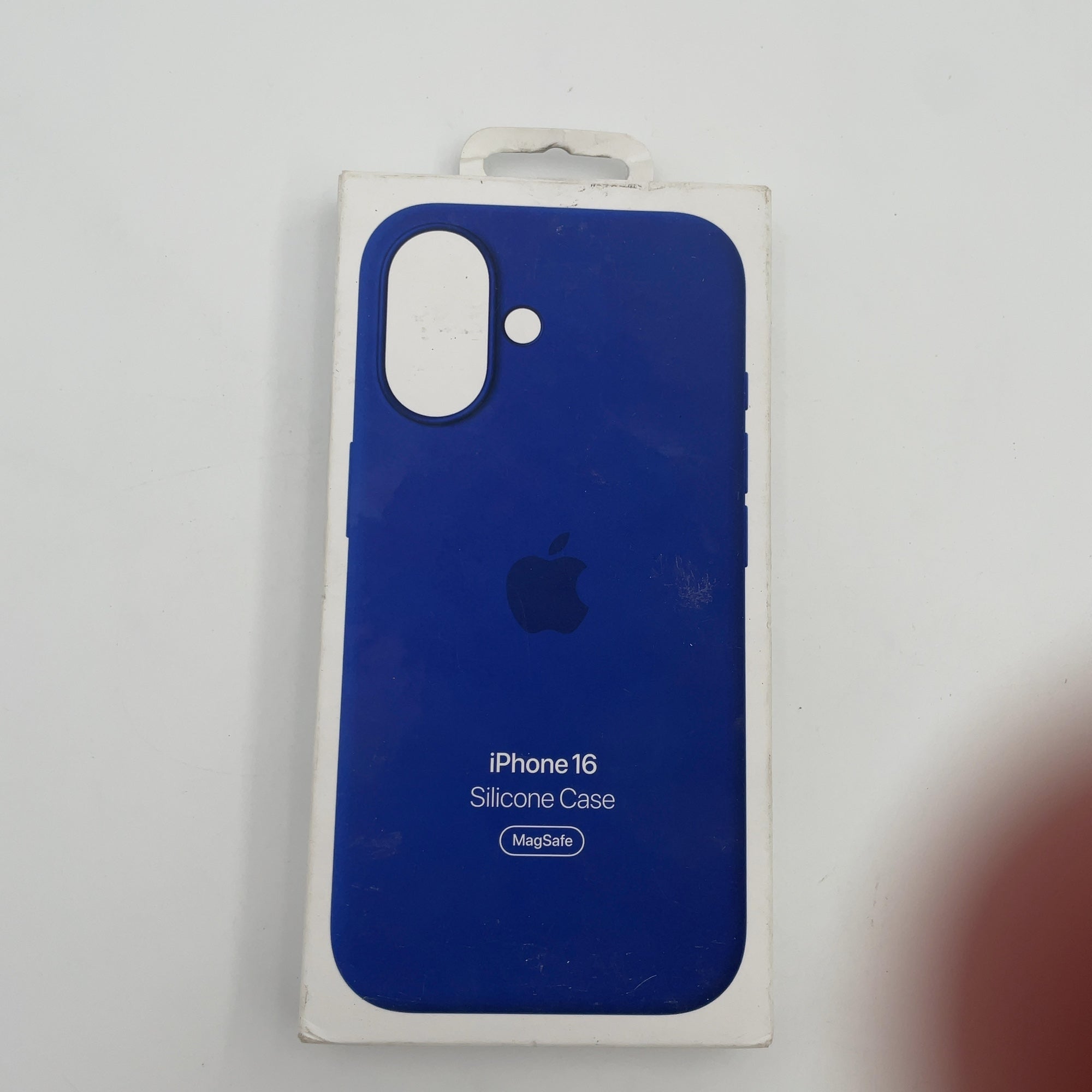 Apple Iphone 16 Silicone Case With Magsafe - Ultramarine