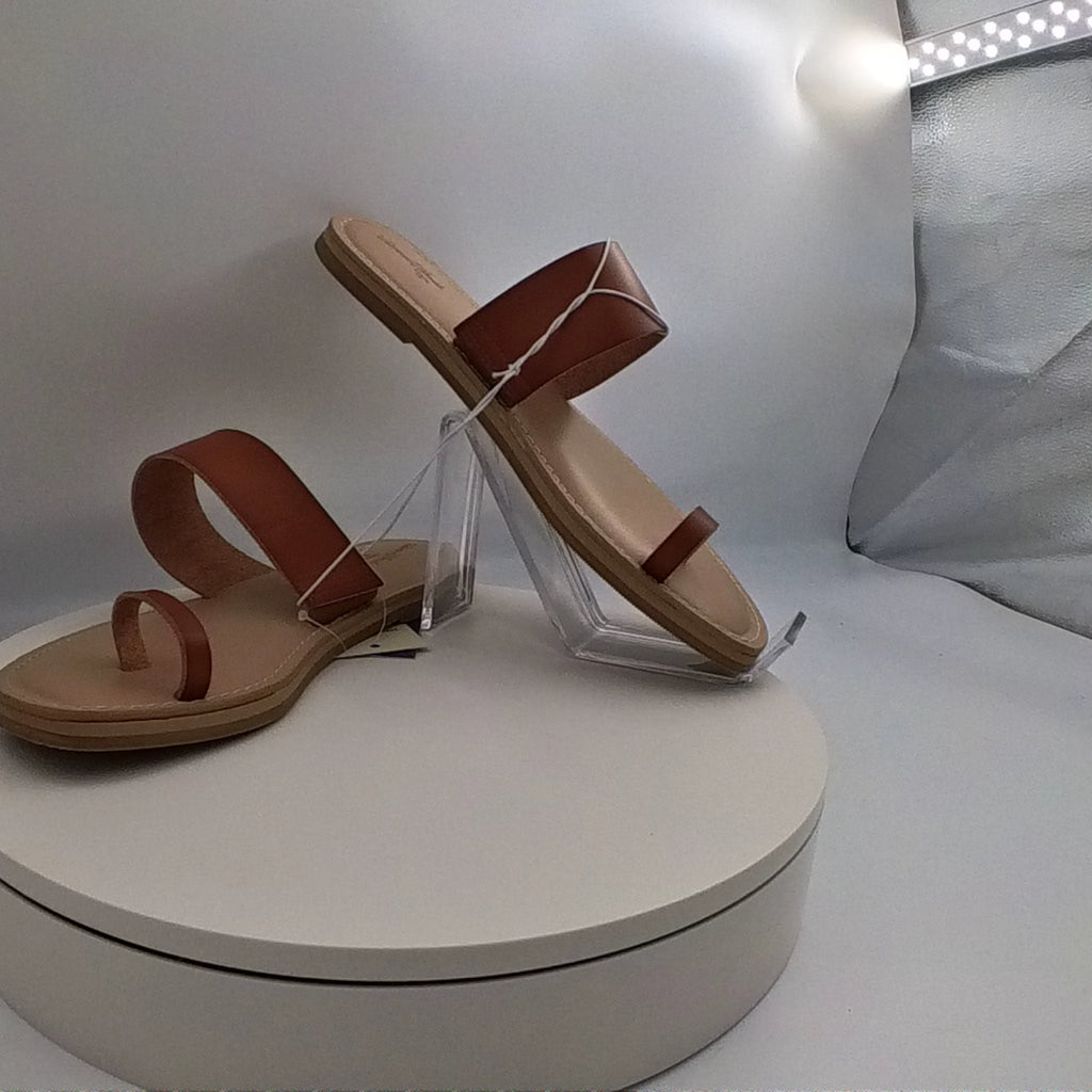 Women's Juno Toe Ring Flat Sandals - Universal Thread Cognac 9: Slip-On, Memory Foam, Square Open Toe
