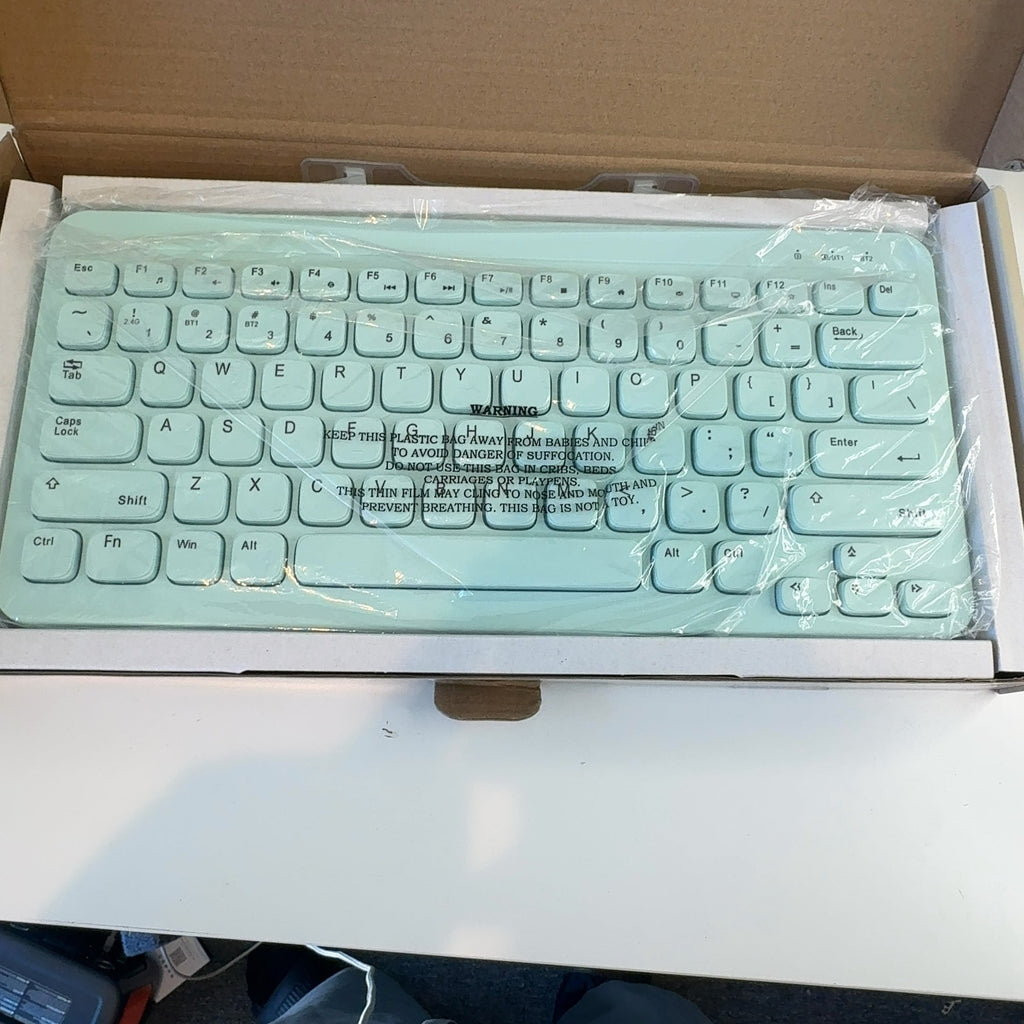 North Compact Square Key Wireless Keyboard - Sky Blue: Membrane Switch, Compact 60% Layout