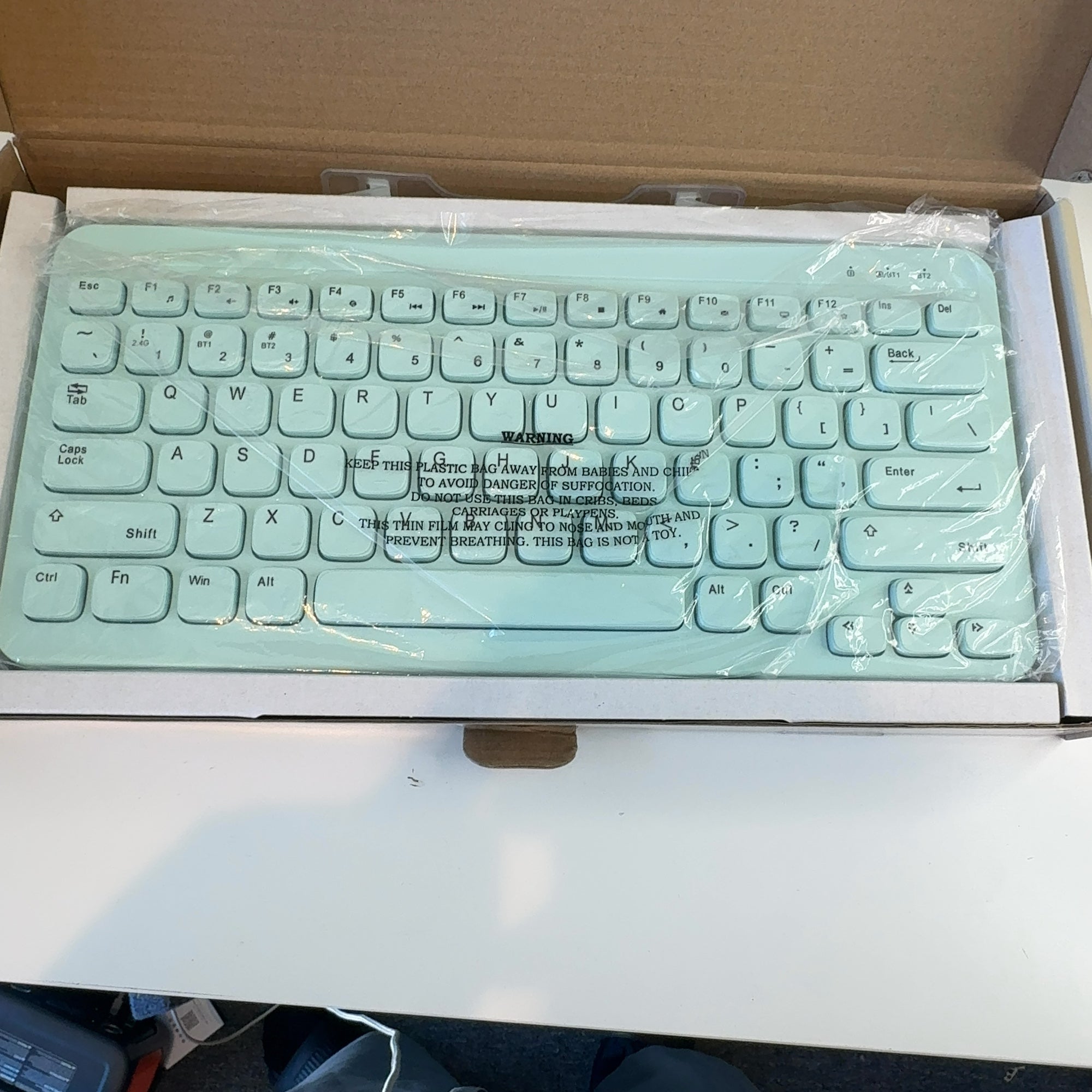 North Compact Square Key Wireless Keyboard - Sky Blue: Membrane Switch, Compact 60% Layout