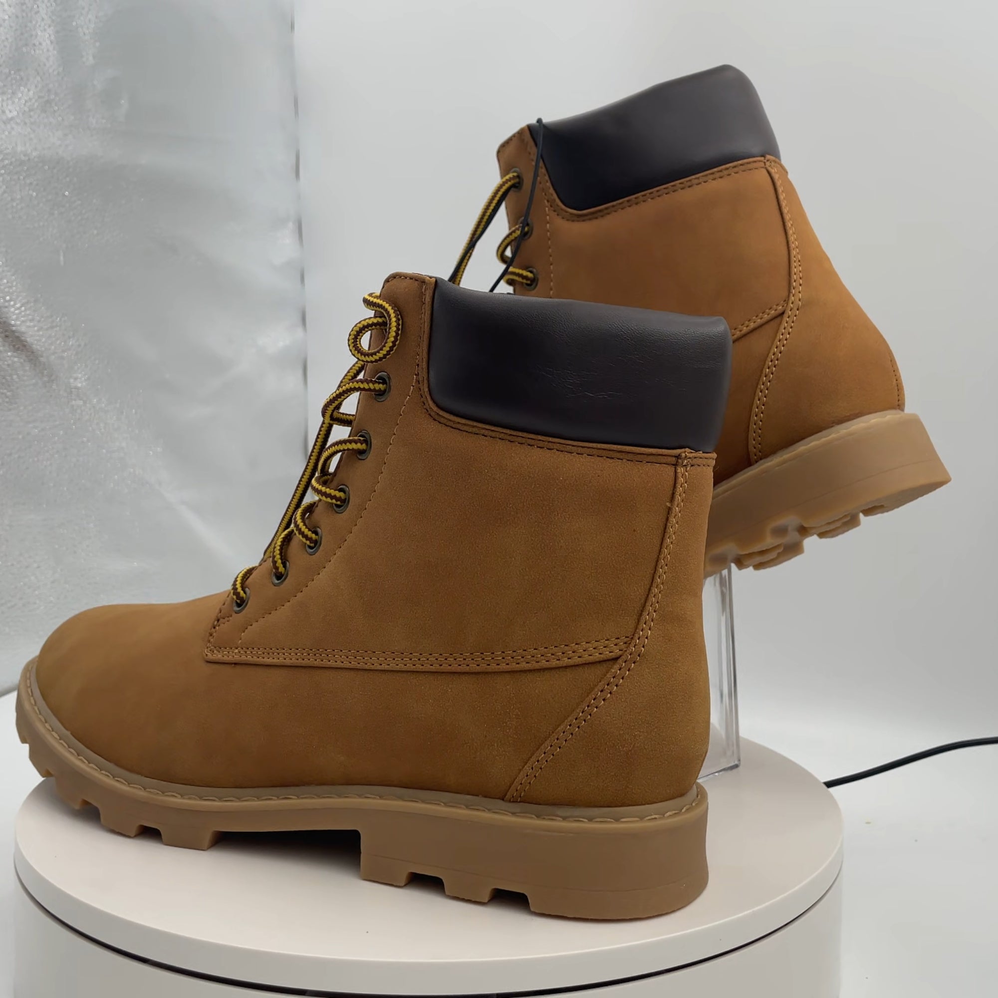 Men's Tahoe Lug Sole Boots - Goodfellow & Co Tan 10.5