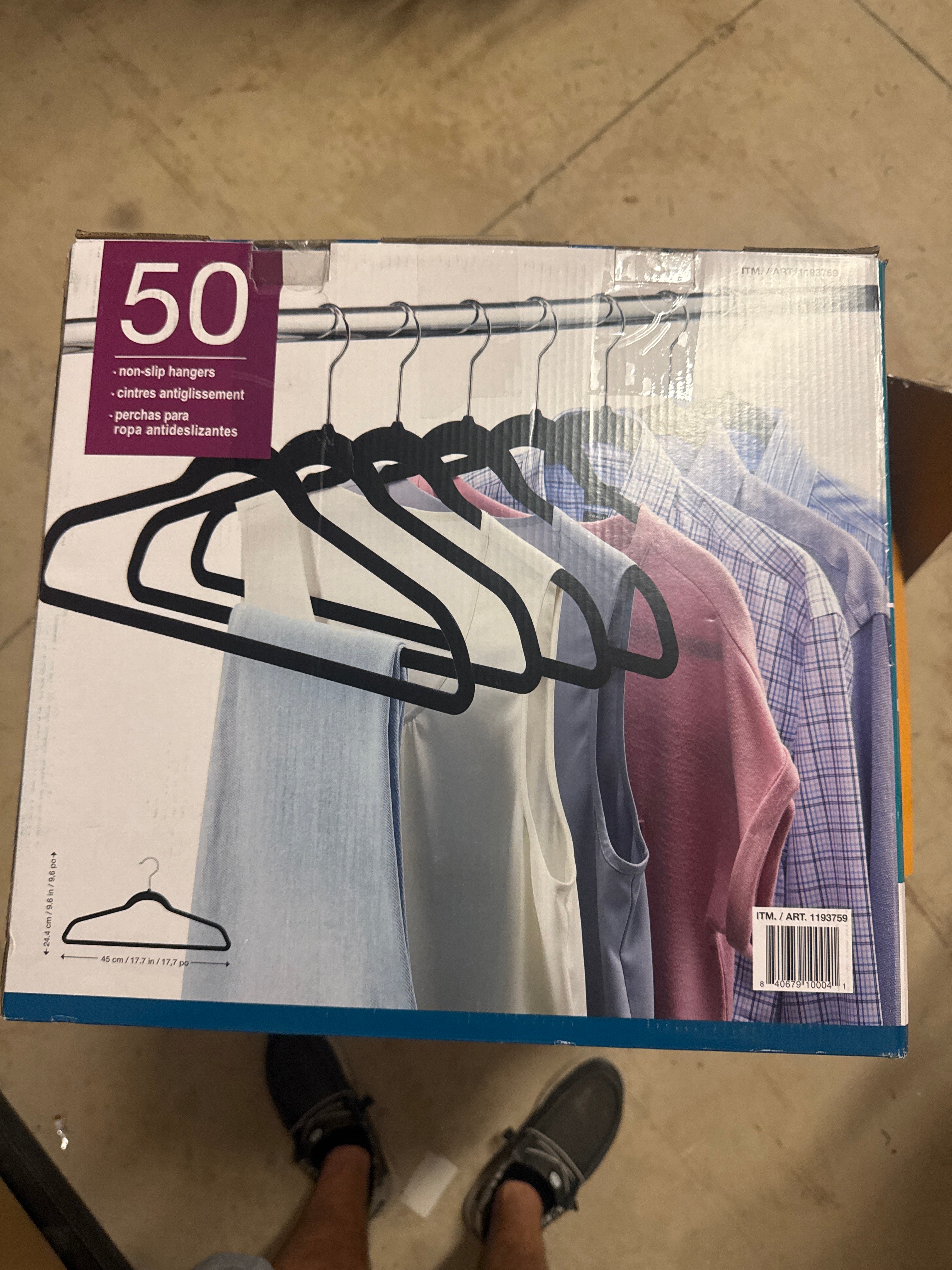 50Pk Flocked Hangers