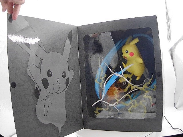 POKEMON FIGURINE 1.10TH