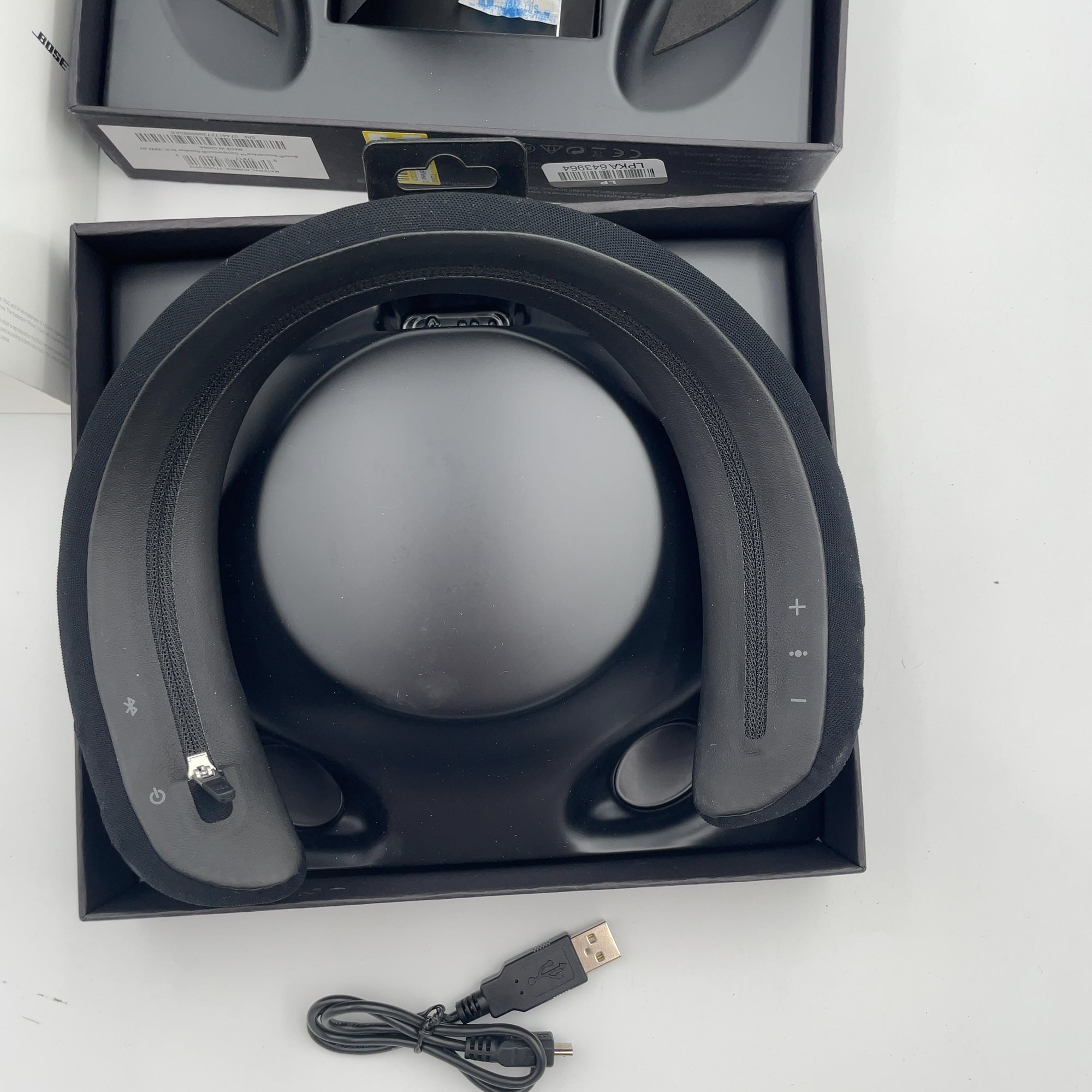 Bose Soundwear Companion Speaker - Black (771420-0010)
