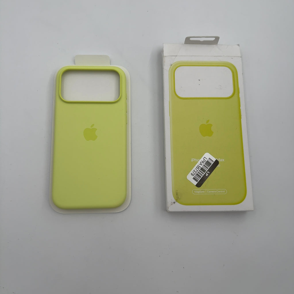 Apple Iphone 17 Pro Max Silicone Case With Magsafe – Neon Yellow