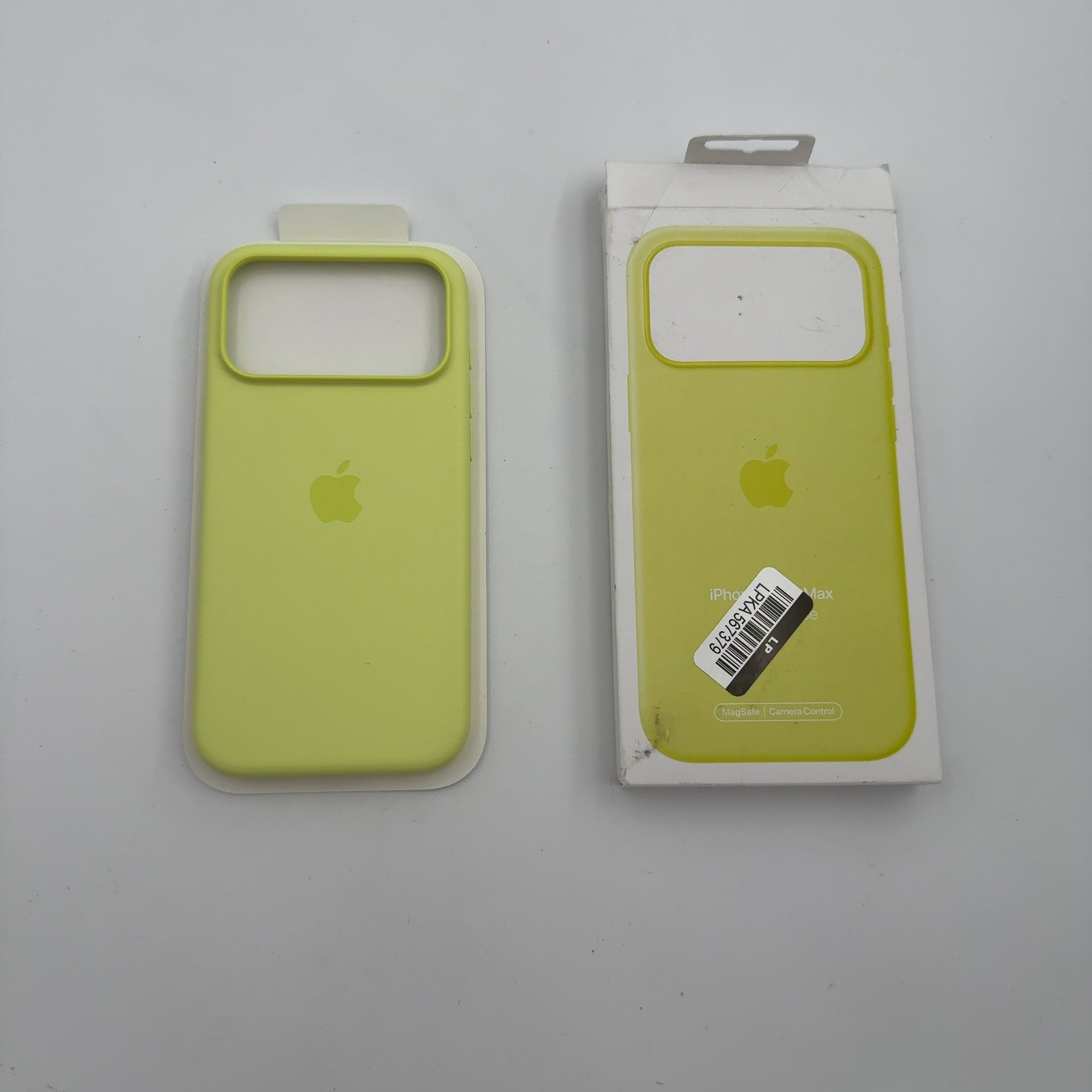 Apple Iphone 17 Pro Max Silicone Case With Magsafe – Neon Yellow
