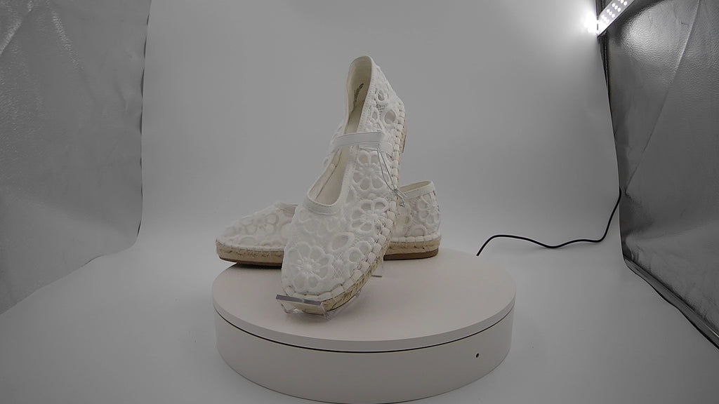 Women's Celia Floral Lace Mary Jane Espadrille Flat with Memory Foam Insole - Universal Thread White 8.5: Breathable Mesh Upper