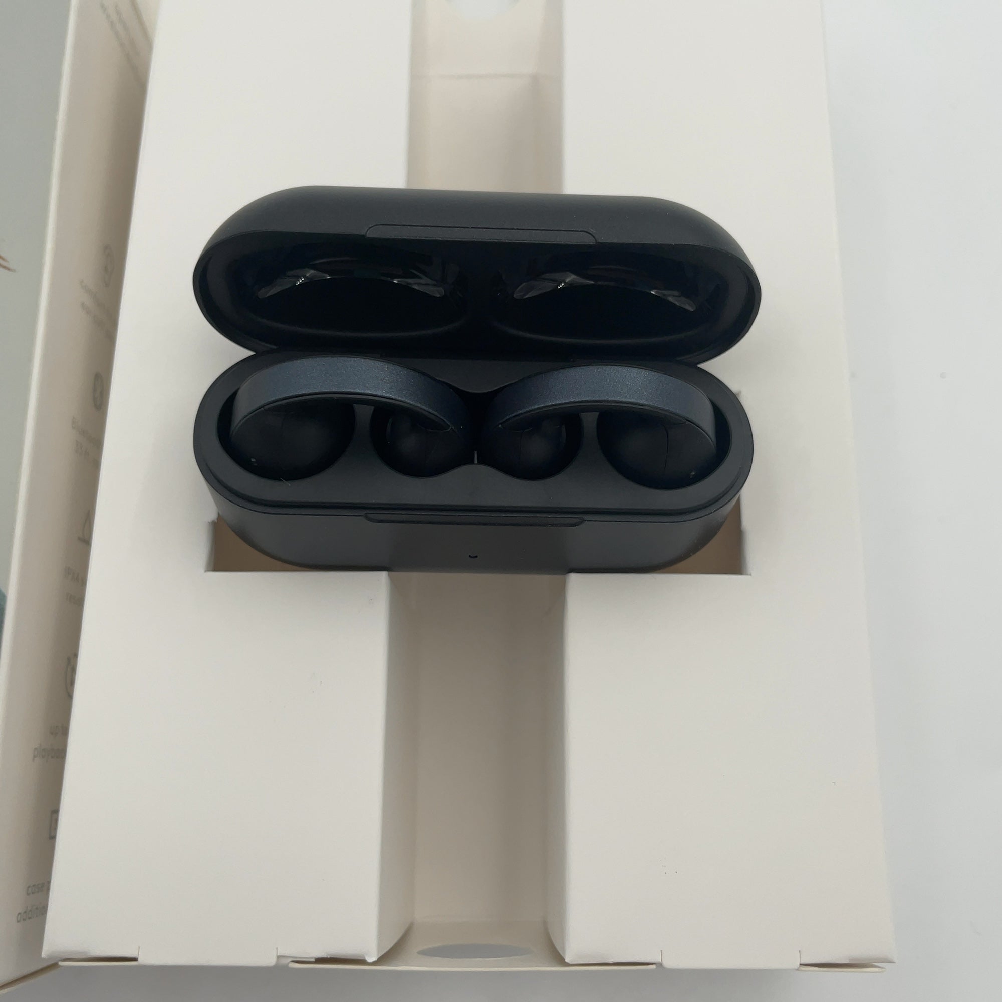 Open-Ear Jewelry Earbuds - Heyday Black: Usb-C, Built-In Microphone, Sweat-Resistant