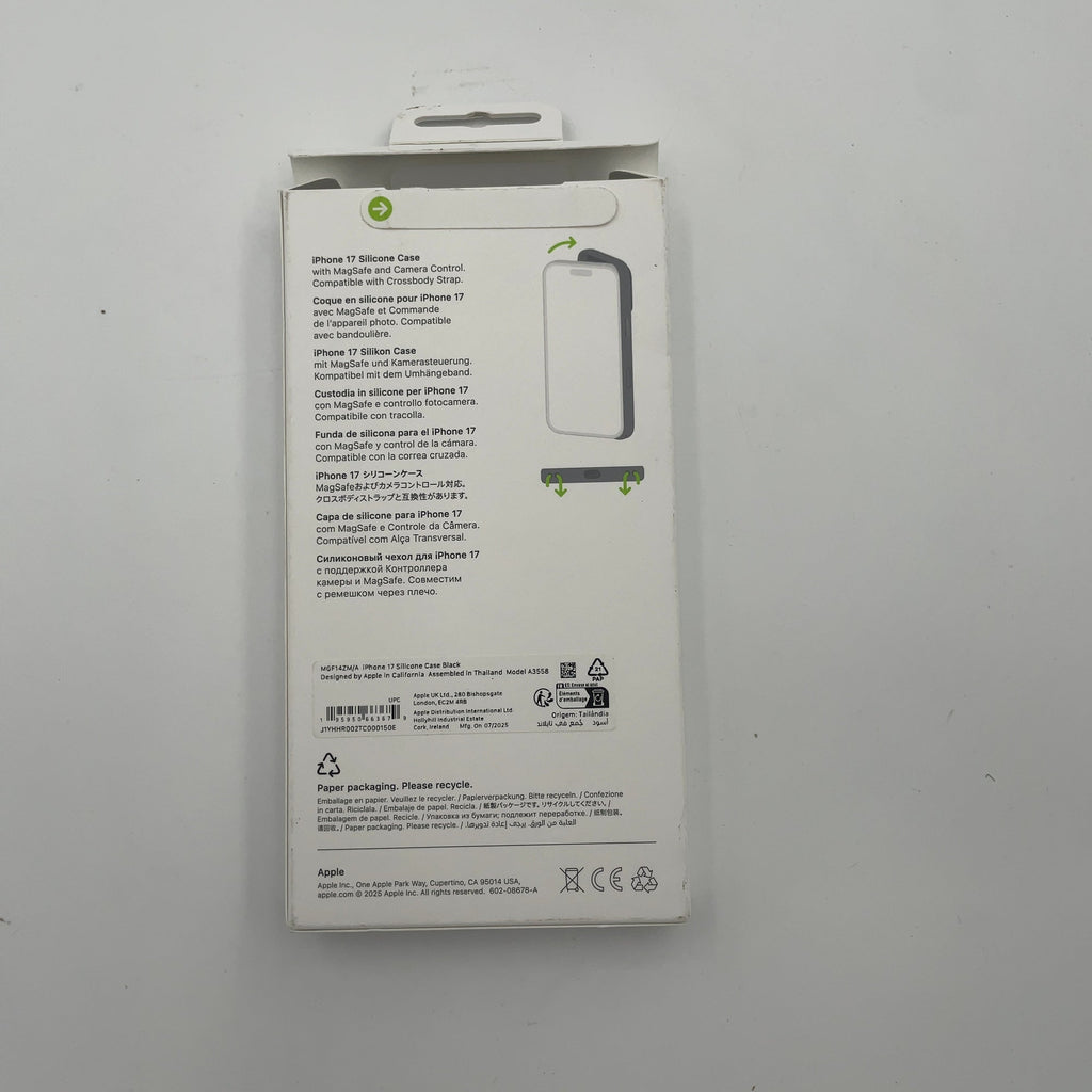 Apple Iphone 17 Silicone Case With Magsafe - Black