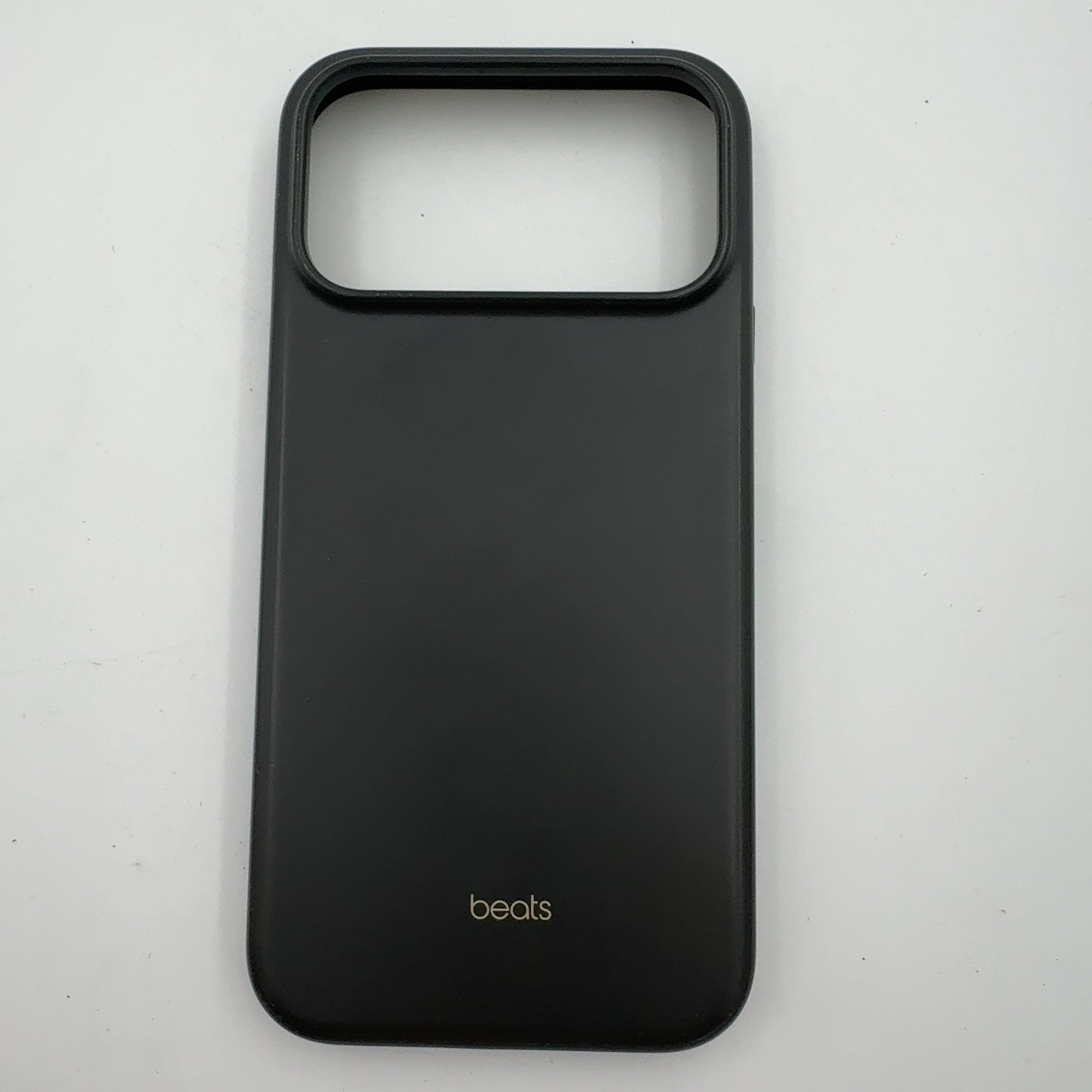 Beats iPhone 17 Pro Max Case with MagSafe and Camera Control — Granite Gray