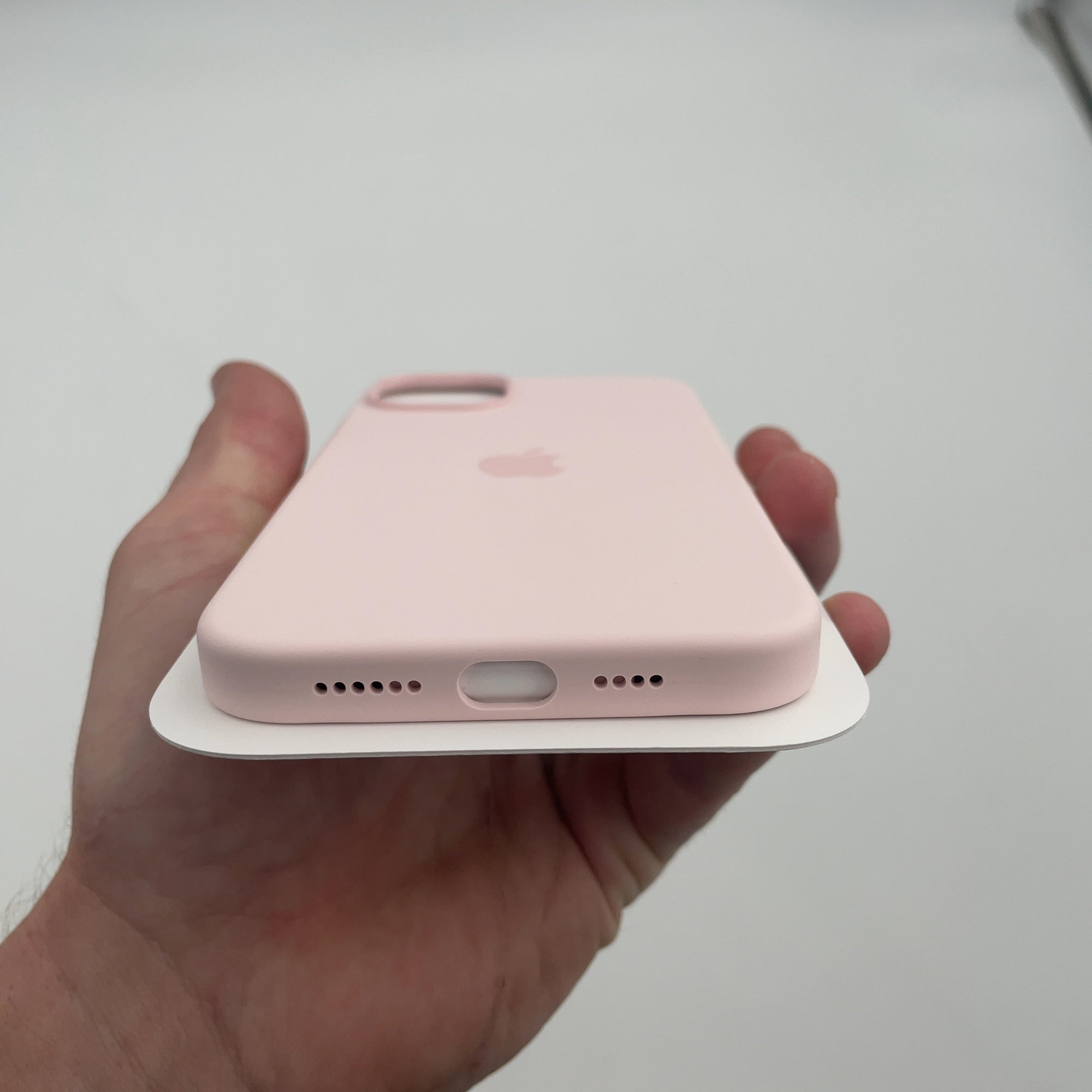 Apple Iphone 14 Plus Silicone Case With Magsafe - Chalk Pink