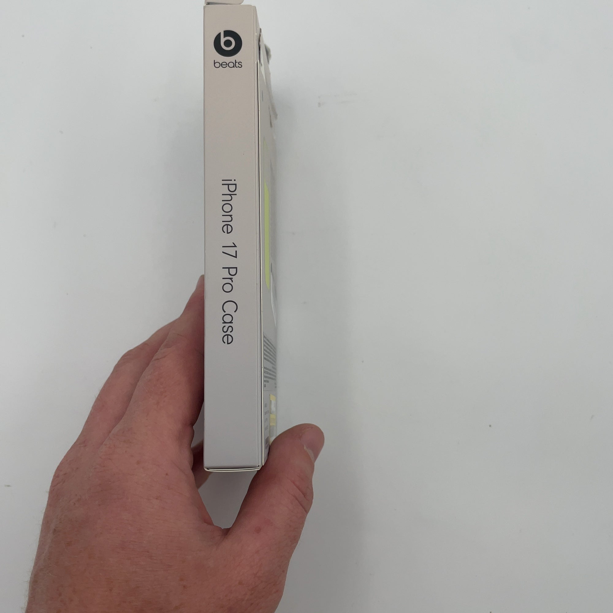 Beats Iphone 17 Pro Case With Magsafe And Camera Control — Lime Stone
