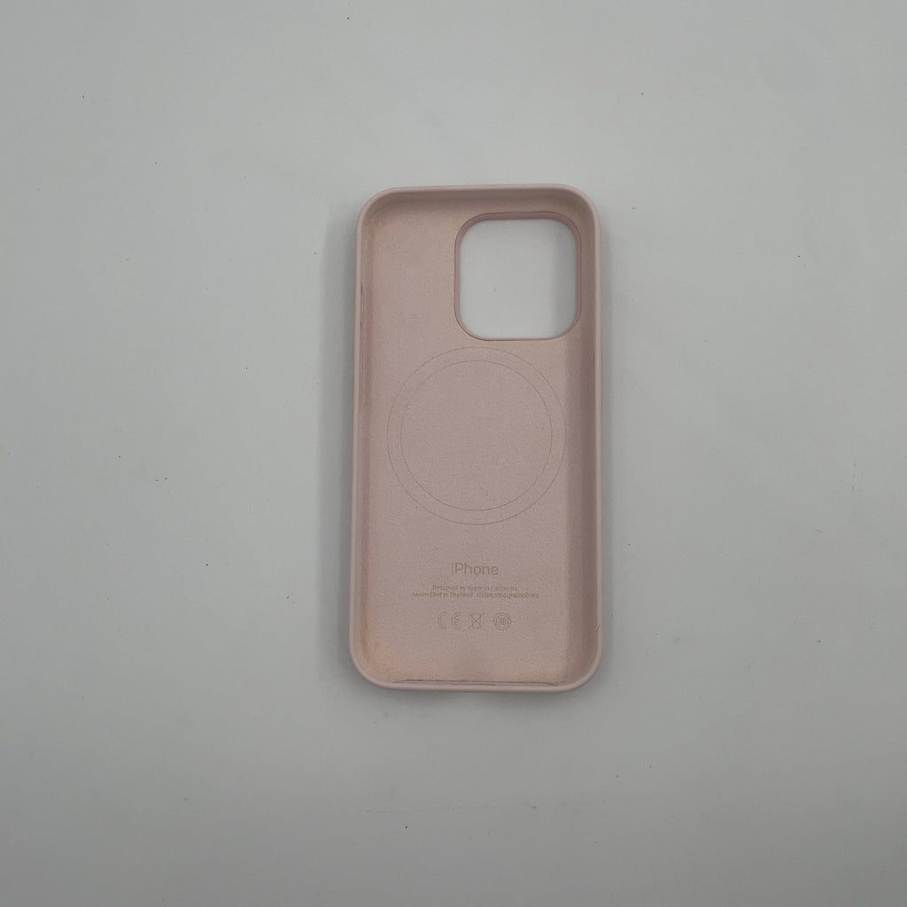 Apple iPhone 15 Plus Silicone Case with MagSafe - Light Pink