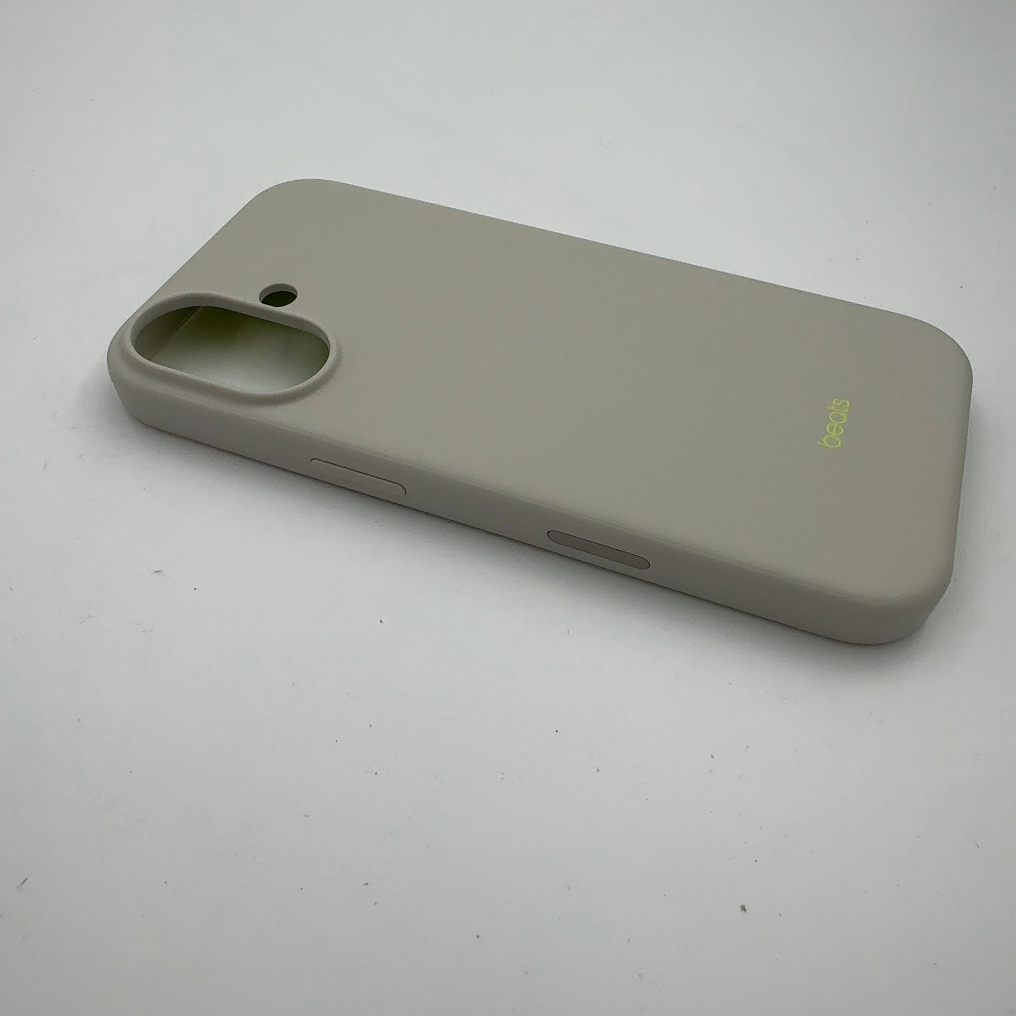 Beats Iphone 17 Case With Magsafe And Camera Control — Lime Stone