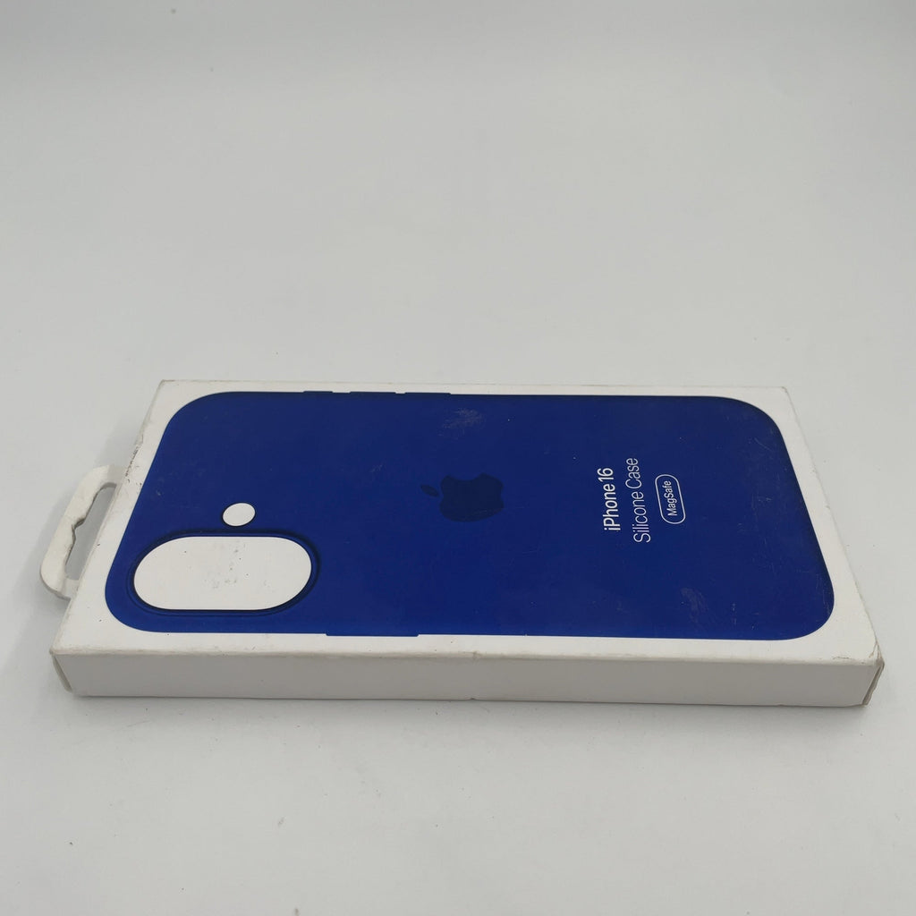 Apple Iphone 16 Silicone Case With Magsafe - Ultramarine