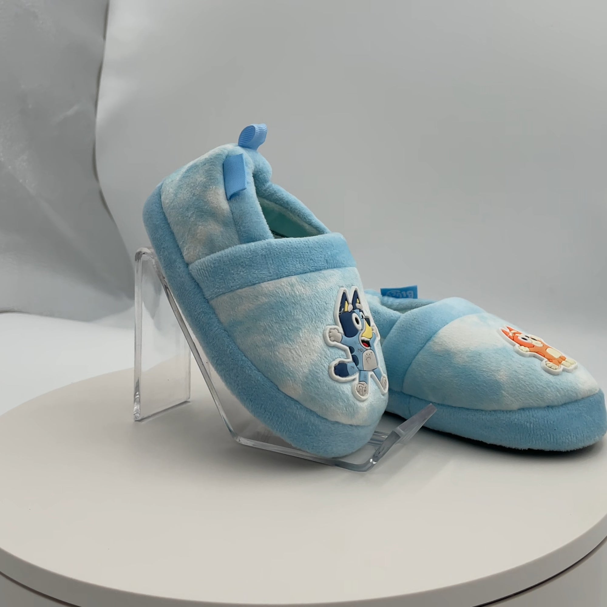 Toddler Bluey Cloud Slippers - Blue M: Indoor/Outdoor, Animal Icon, Slip On