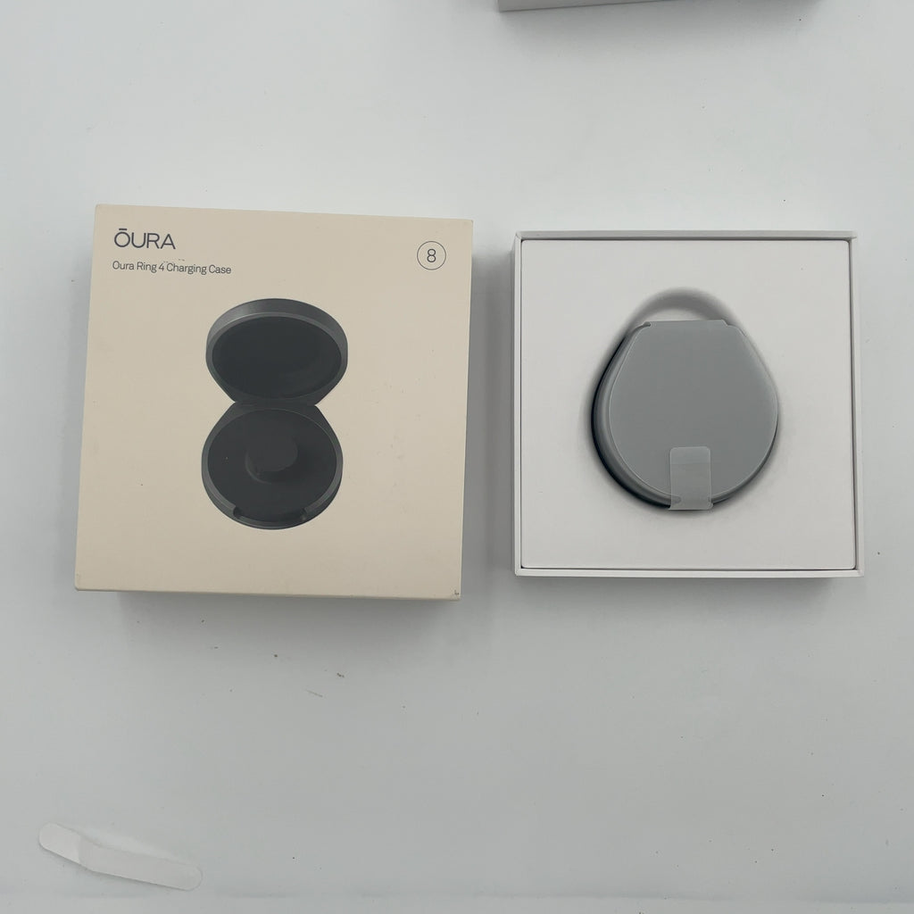 Oura Ring 4 Charging Case Silver Size 8