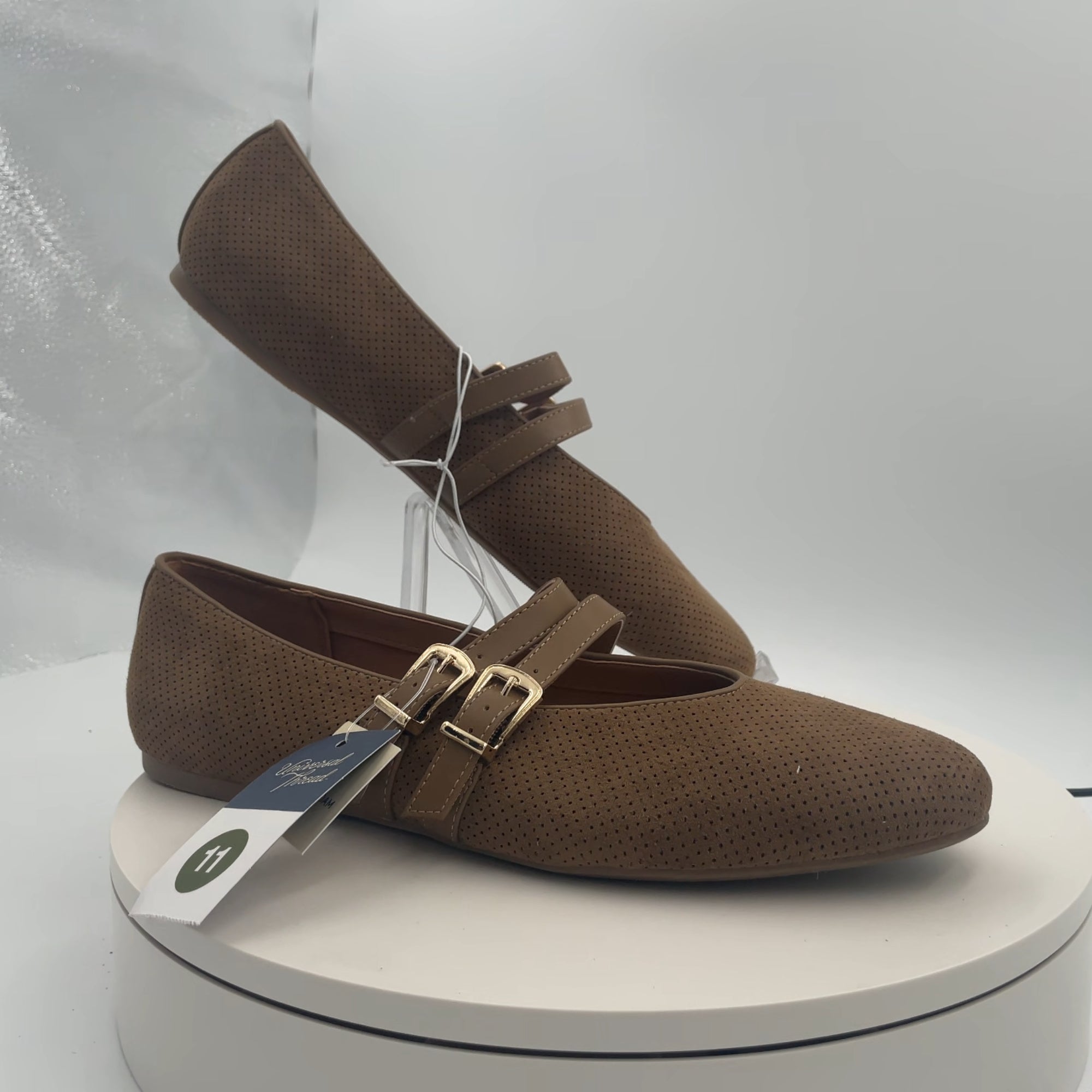 Women’s Henrietta Double Strap Mary Jane Flats With Memory Foam Insole – Universal Thread Taupe 11