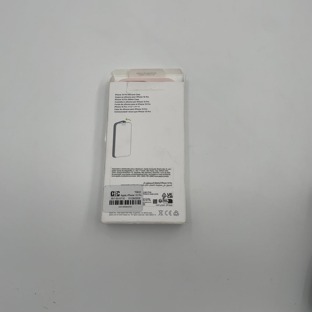 Apple iPhone 15 Plus Silicone Case with MagSafe - Light Pink