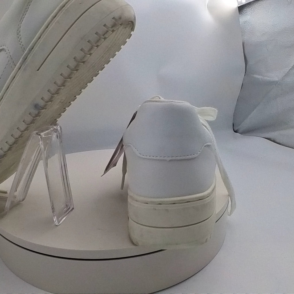 Women's Lola Lace-Up Sneakers - Wild Fable White 9.5: Faux Leather, Cushioned Insole, Textured Outsole - Used Fair U001