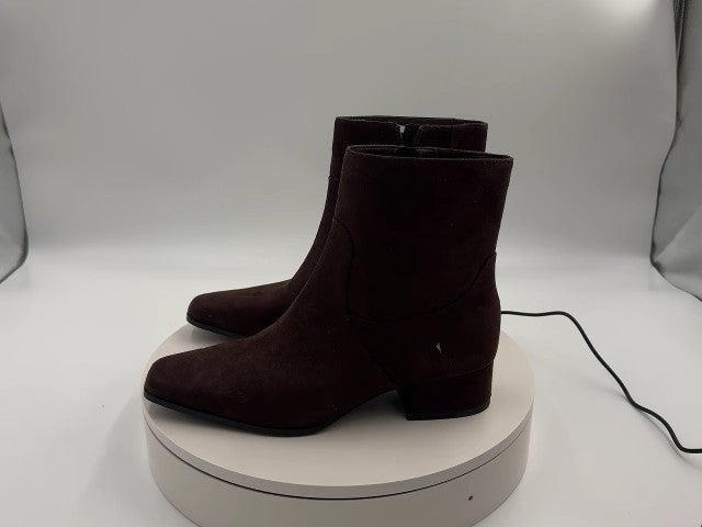 Women’s Coral Boots with Memory Foam Insole – Universal Thread Brown 7