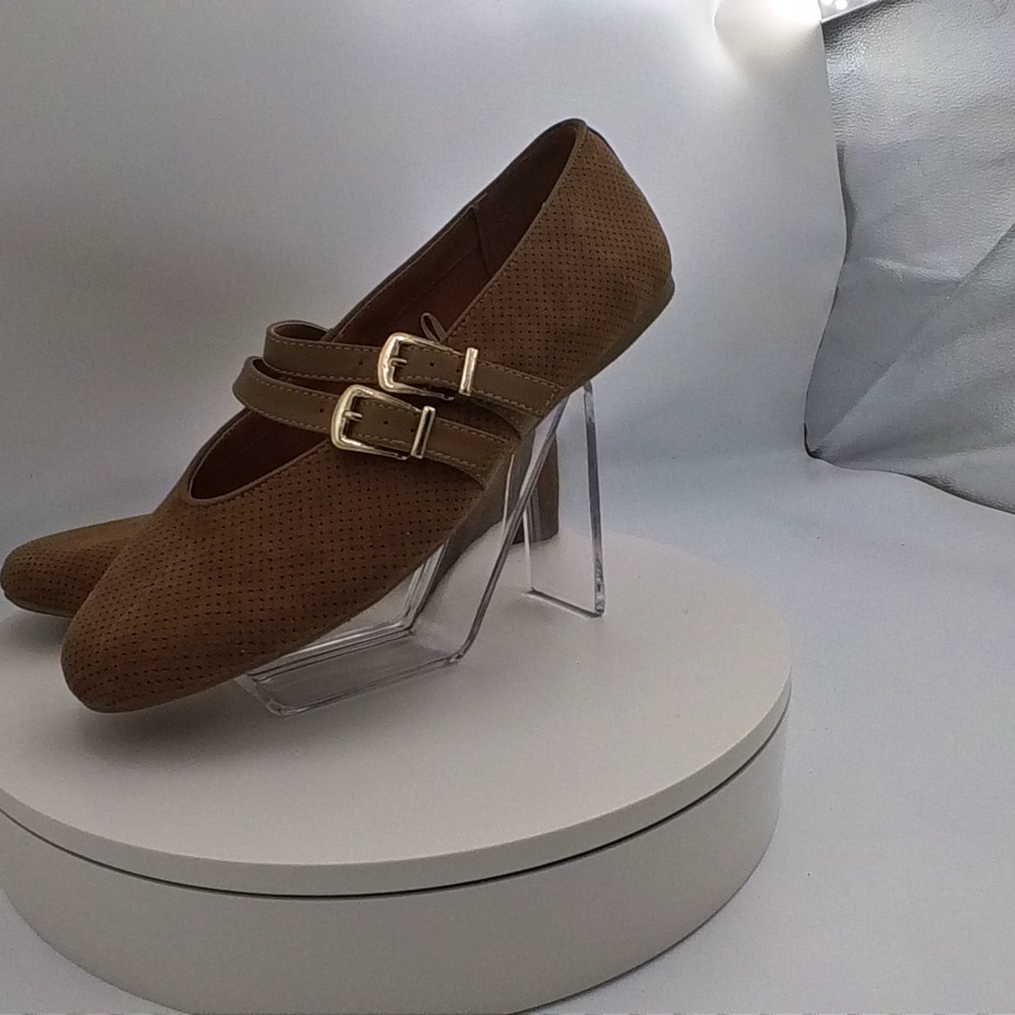 Women’s Henrietta Double Strap Mary Jane Flats With Memory Foam Insole – Universal Thread Taupe 9 - Used Fair U001