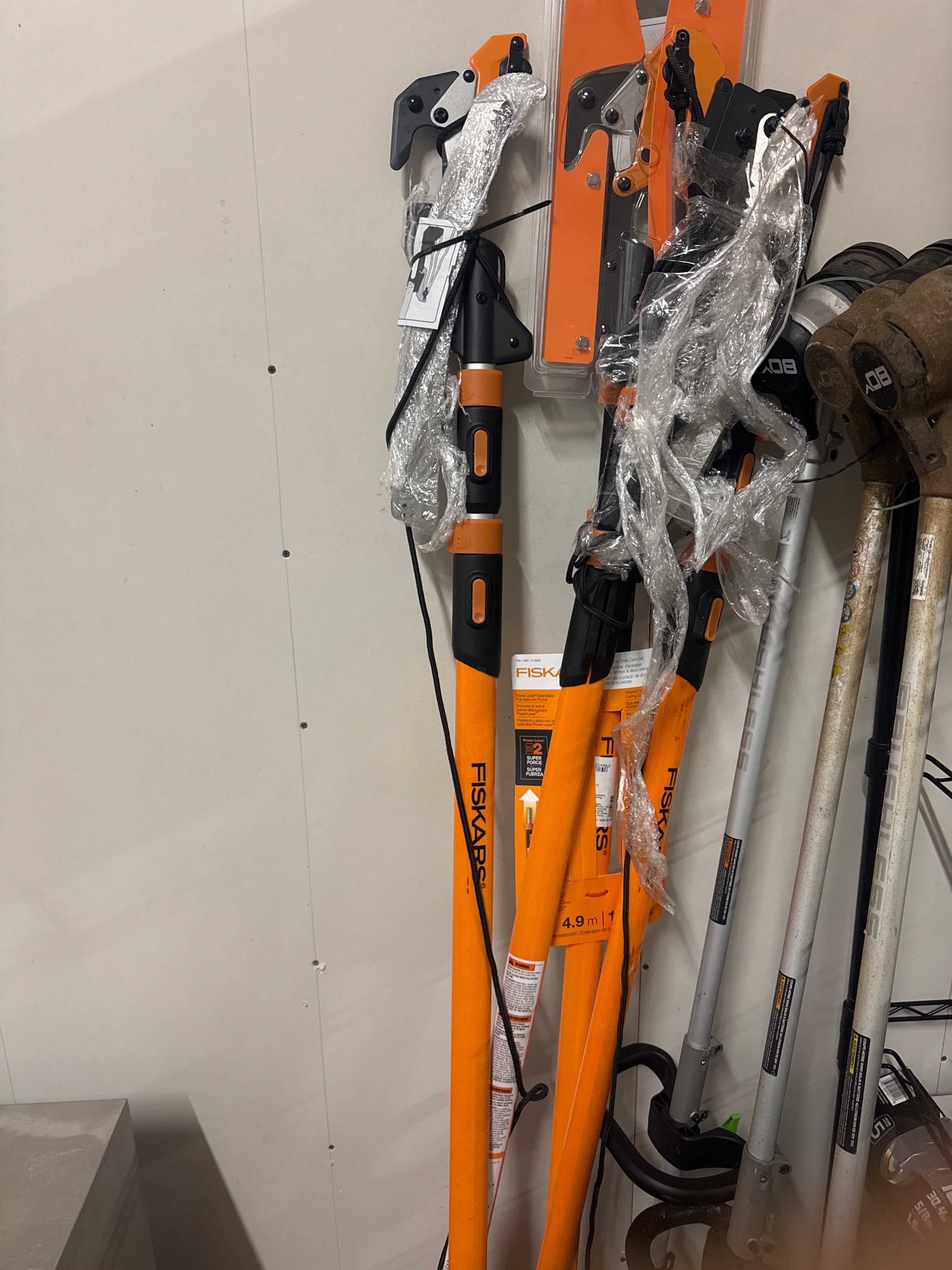 Fiskars 16Ft Pole Pruner/