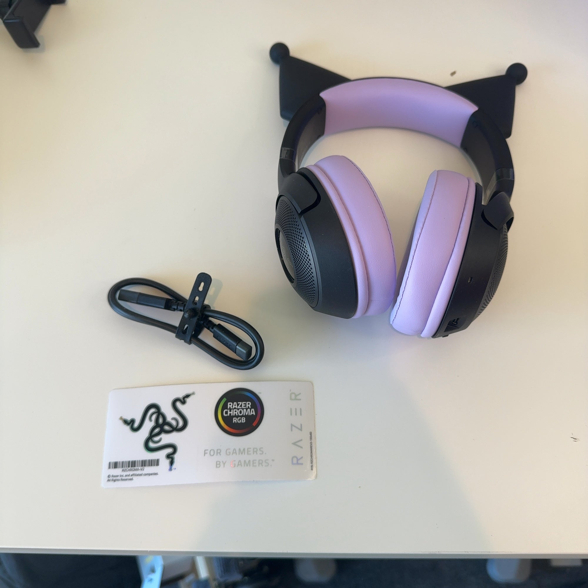 Razer Kraken Kitty V2 Bt - Kuromi Edition Headset: Wireless Gaming, Mac & Pc Compatible