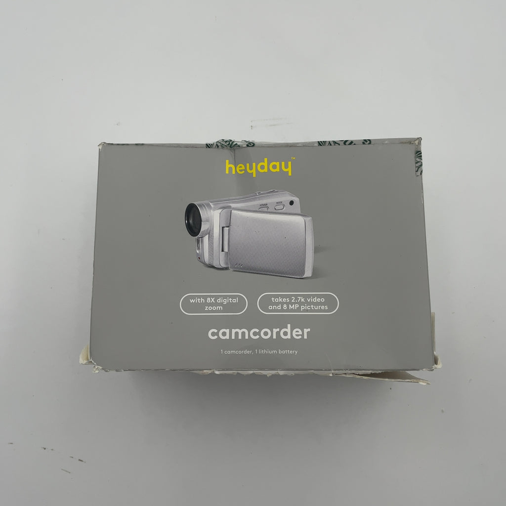 8Mp Camcorder - Heyday Silver: Built-In Microphone, 512Gb Storage, 2.7K Video