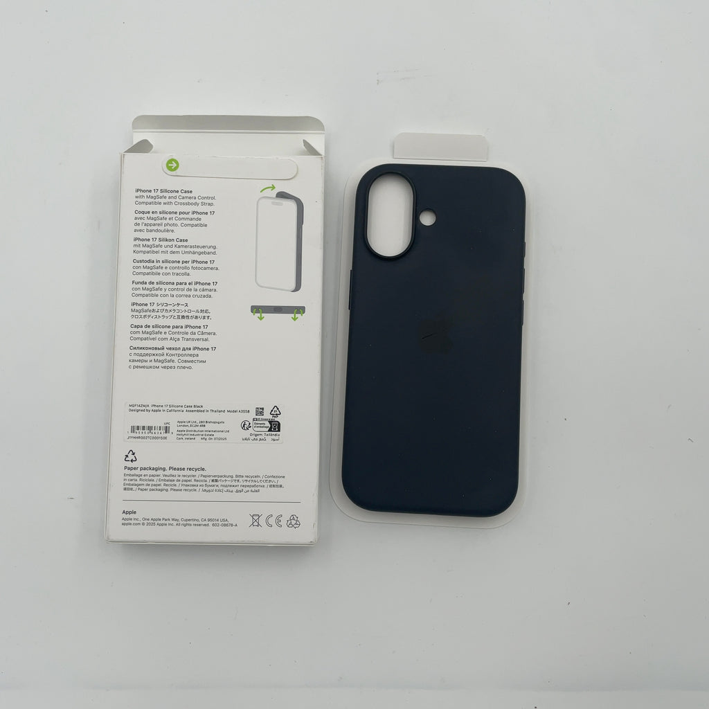 Apple Iphone 17 Silicone Case With Magsafe - Black