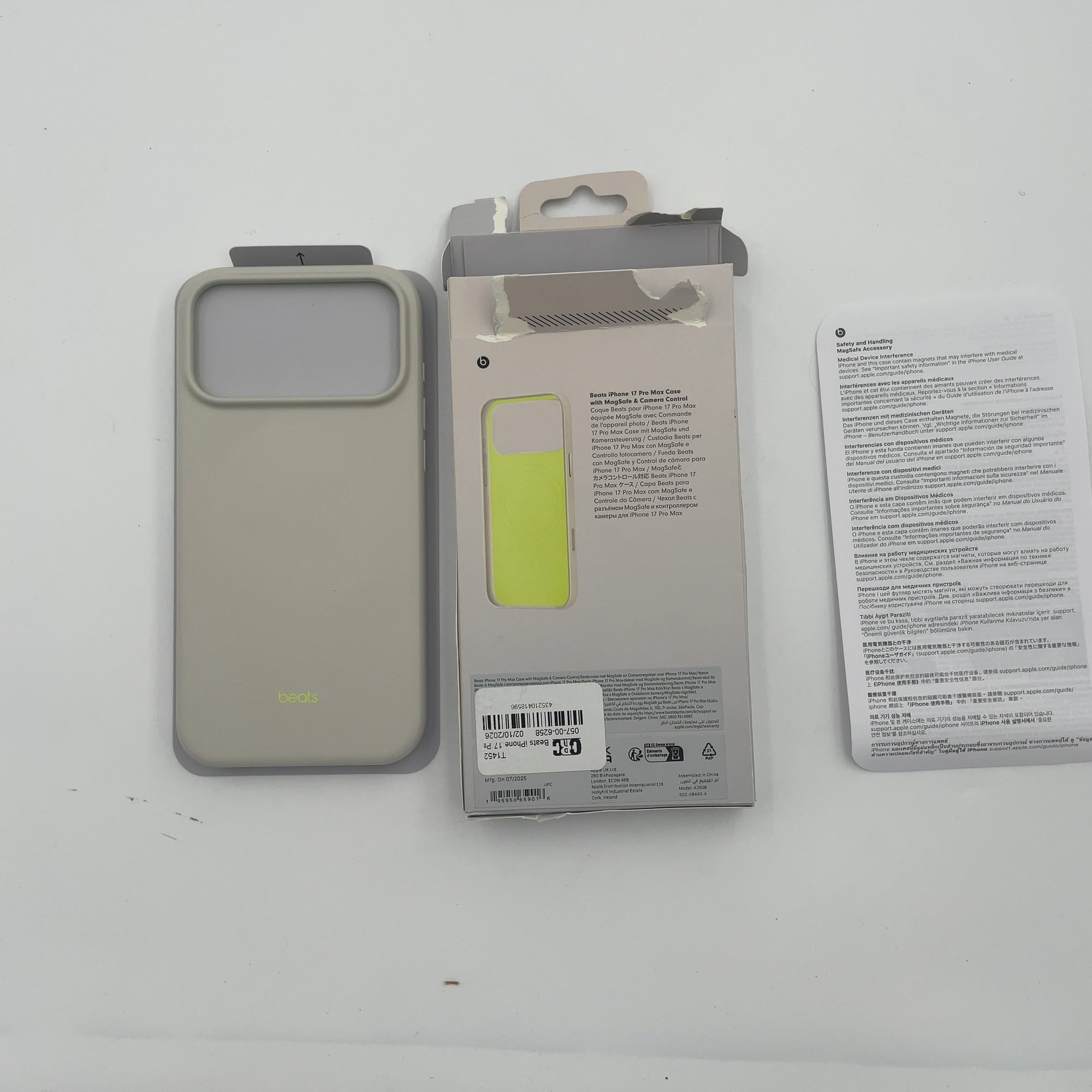 Beats Iphone 17 Pro Max Case With Magsafe And Camera Control — Lime Stone