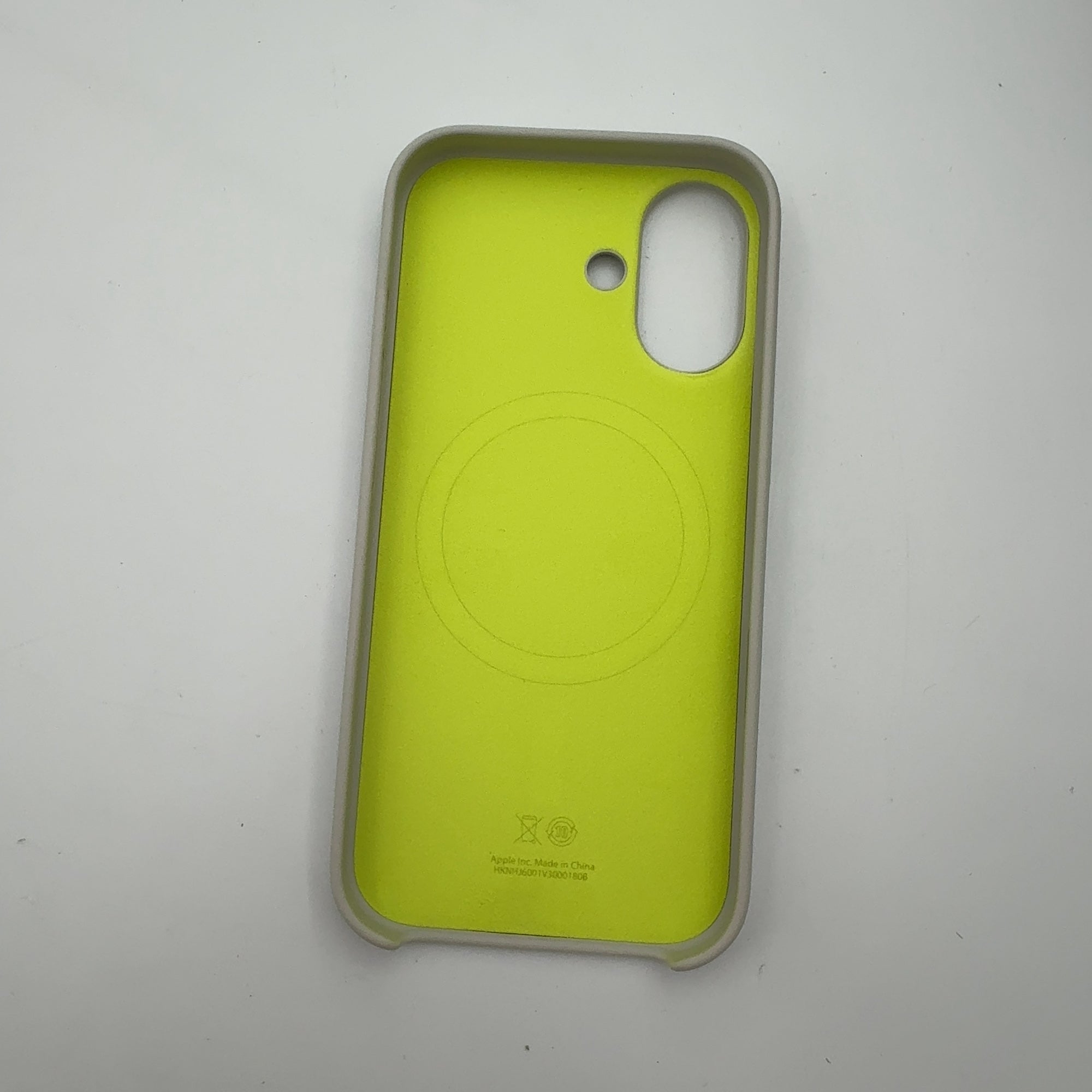 Beats Iphone 17 Case With Magsafe And Camera Control — Lime Stone