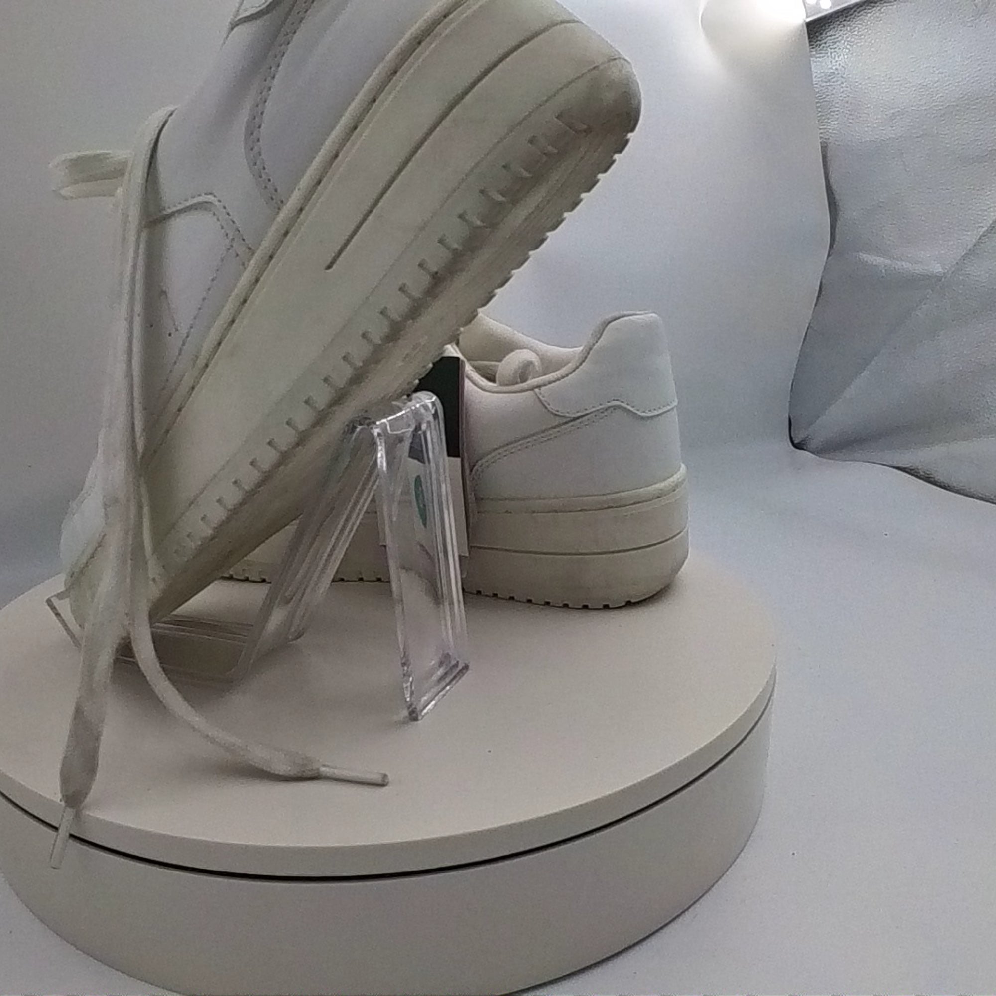 Women's Lola Lace-Up Sneakers - Wild Fable White 8: Faux Leather, Cushioned Insole, Textured Outsole, Round Toe - Used Fair U001