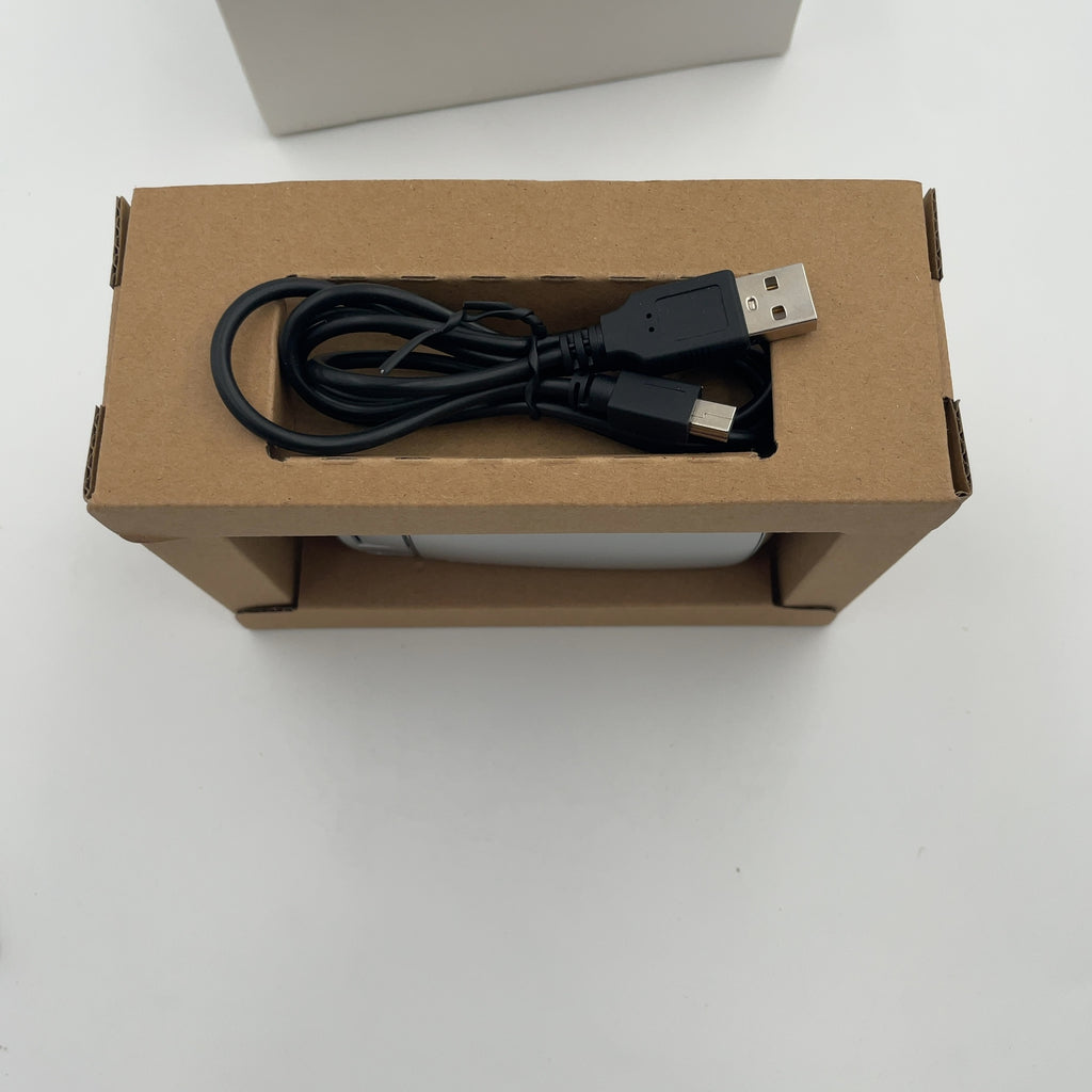 8Mp Camcorder - Heyday Silver: Built-In Microphone, 512Gb Storage, 2.7K Video