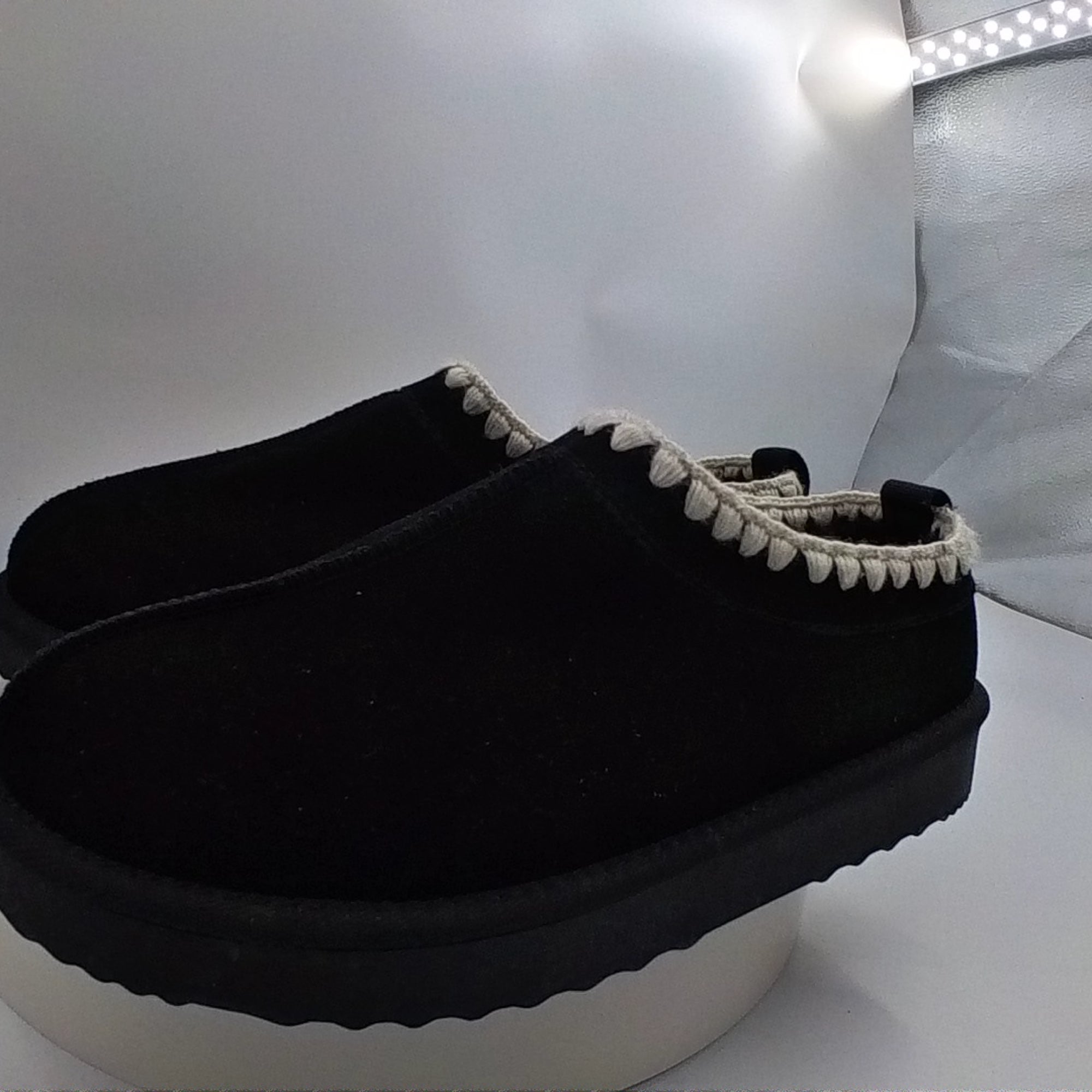 Women's Kaya Genuine Suede Clog Slippers - Auden Black 10