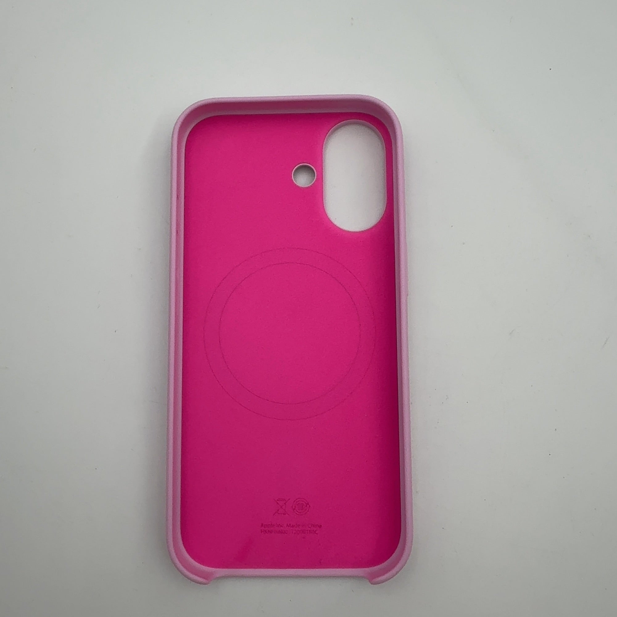 Beats Iphone 17 Case With Magsafe And Camera Control — Pebble Pink