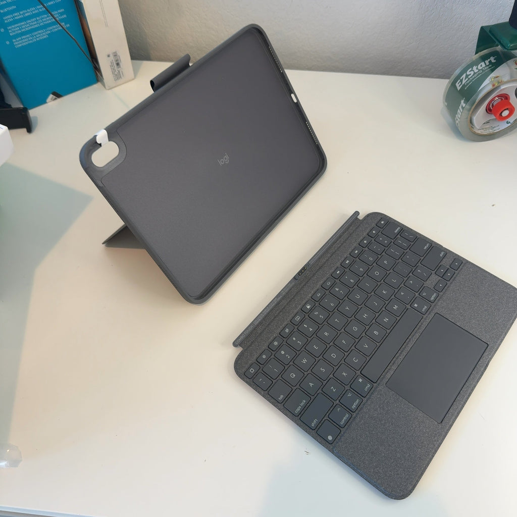Logitech Combo Touch For Ipad 10Th Gen And A16 -Oxford Gray