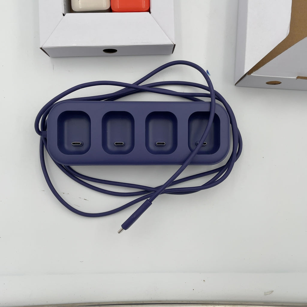 4200Mah Multihub Base With 4 Power Banks - Heyday