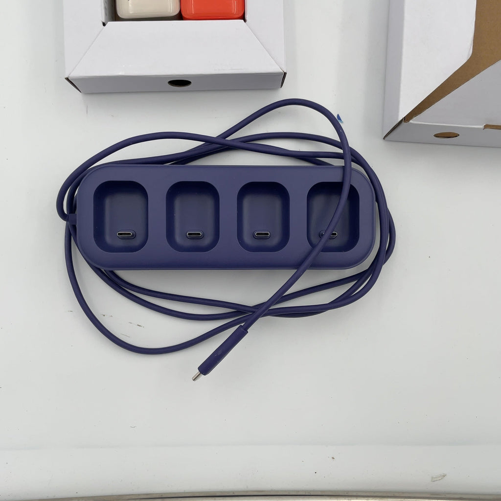 4200Mah Multihub Base With 4 Power Banks - Heyday