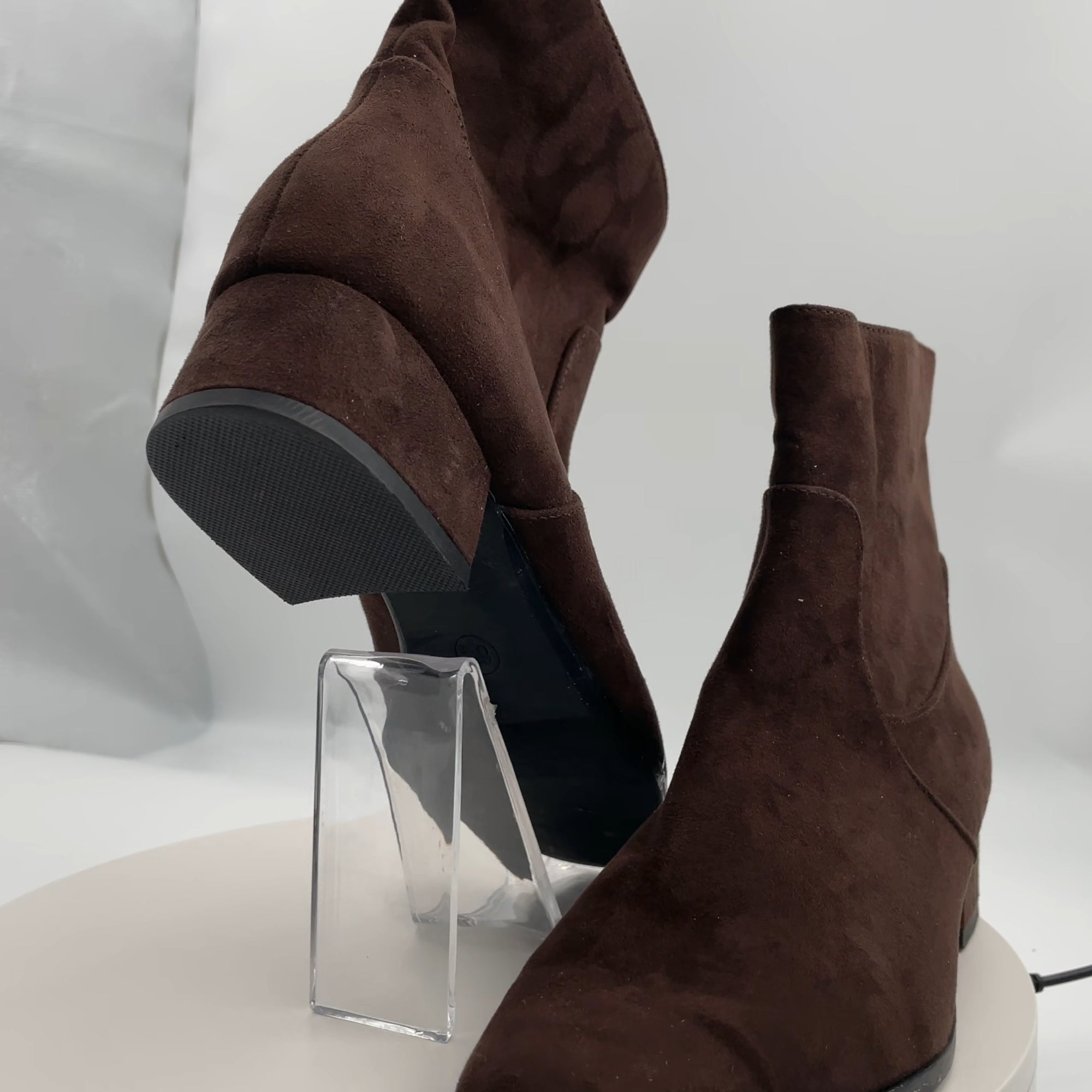 Women’s Coral Boots With Memory Foam Insole – Universal Thread Brown 6.5
