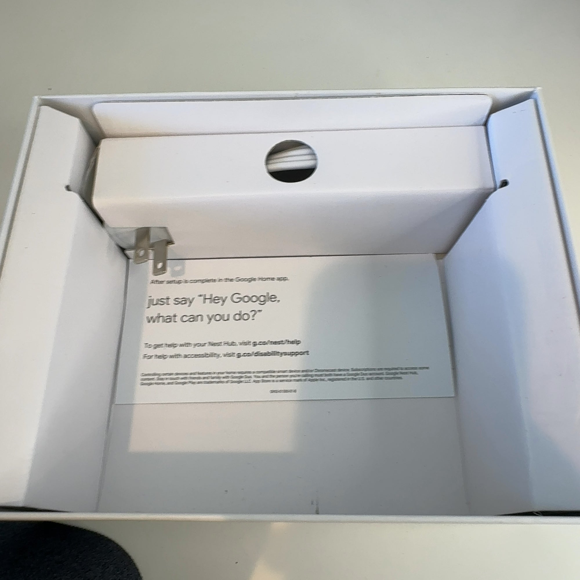 Google Nest Hub (2Nd Gen) Smart Display - Charcoal: 7" Led Voice-Control, Bluetooth