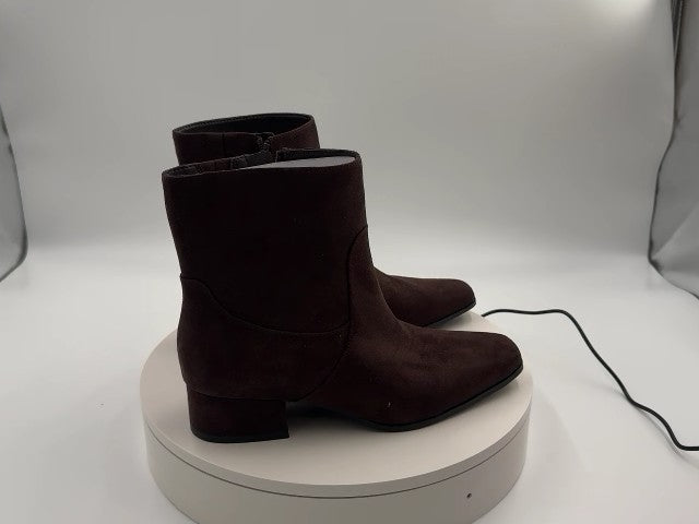 Women’s Coral Boots with Memory Foam Insole – Universal Thread Brown 7