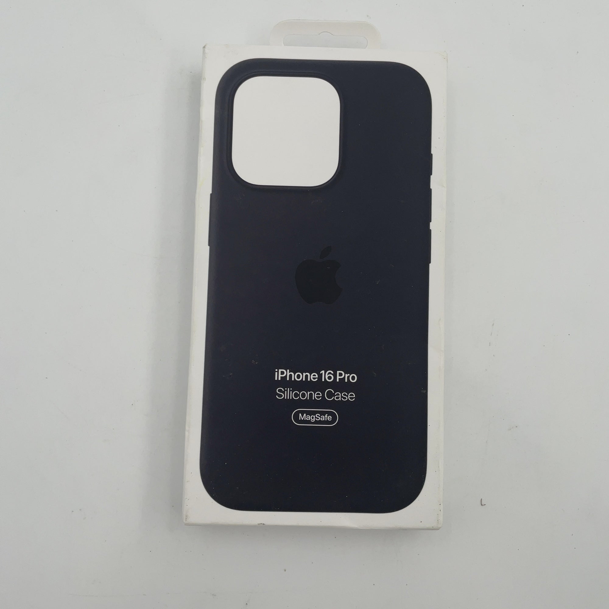 Apple Iphone 16 Pro Silicone Case With Magsafe - Black