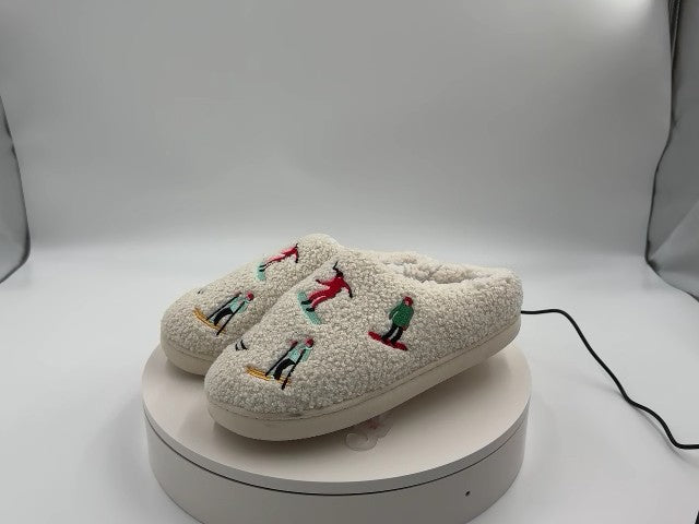 Adult Skier Scuff Slippers - Wondershop Ivory M