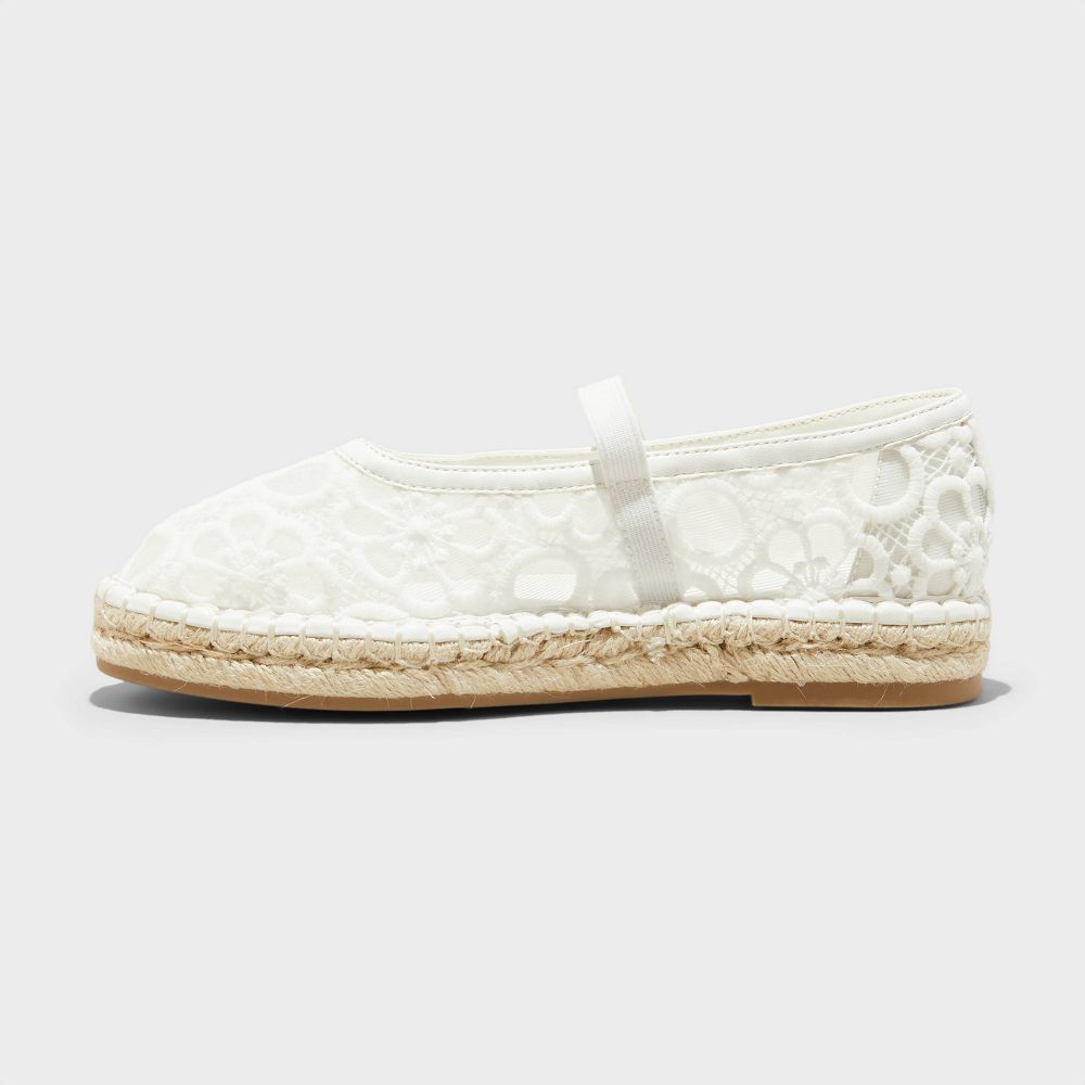 Women's Celia Floral Lace Mary Jane Espadrille Flat with Memory Foam Insole - Universal Thread White 8.5: Breathable Mesh Upper