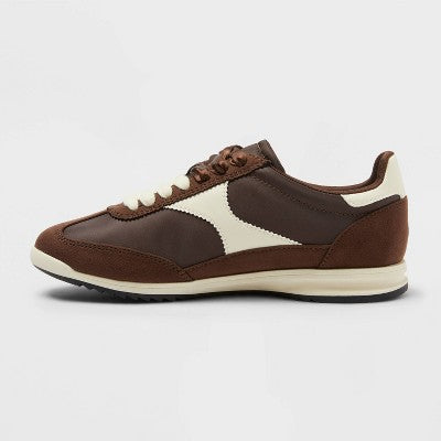 Women’s Skyler Jogger Sneakers with Memory Foam Insole – Universal Thread Brown 7.5