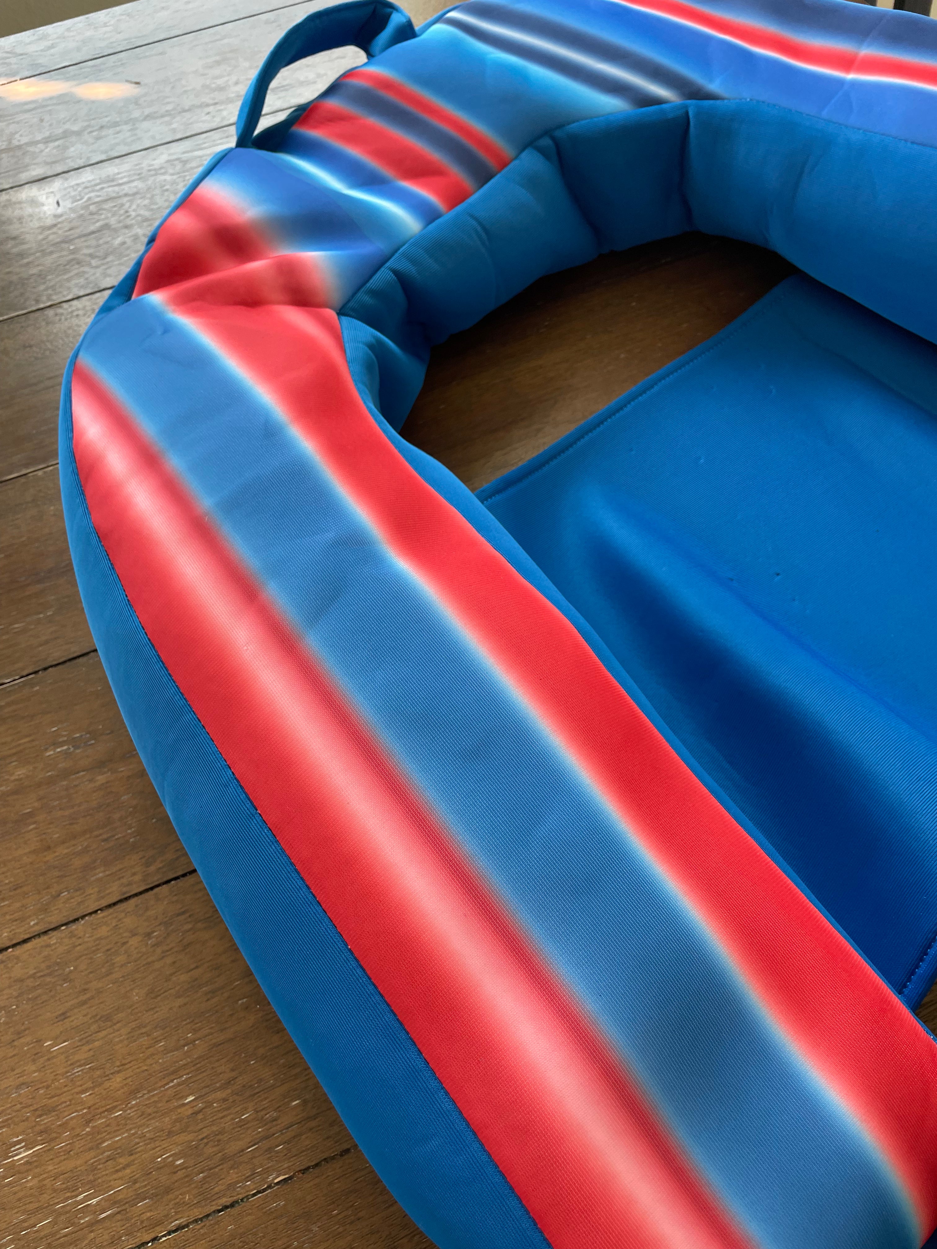 Big Joe Noodle Sling Pool Float – Bean-Filled, Like New