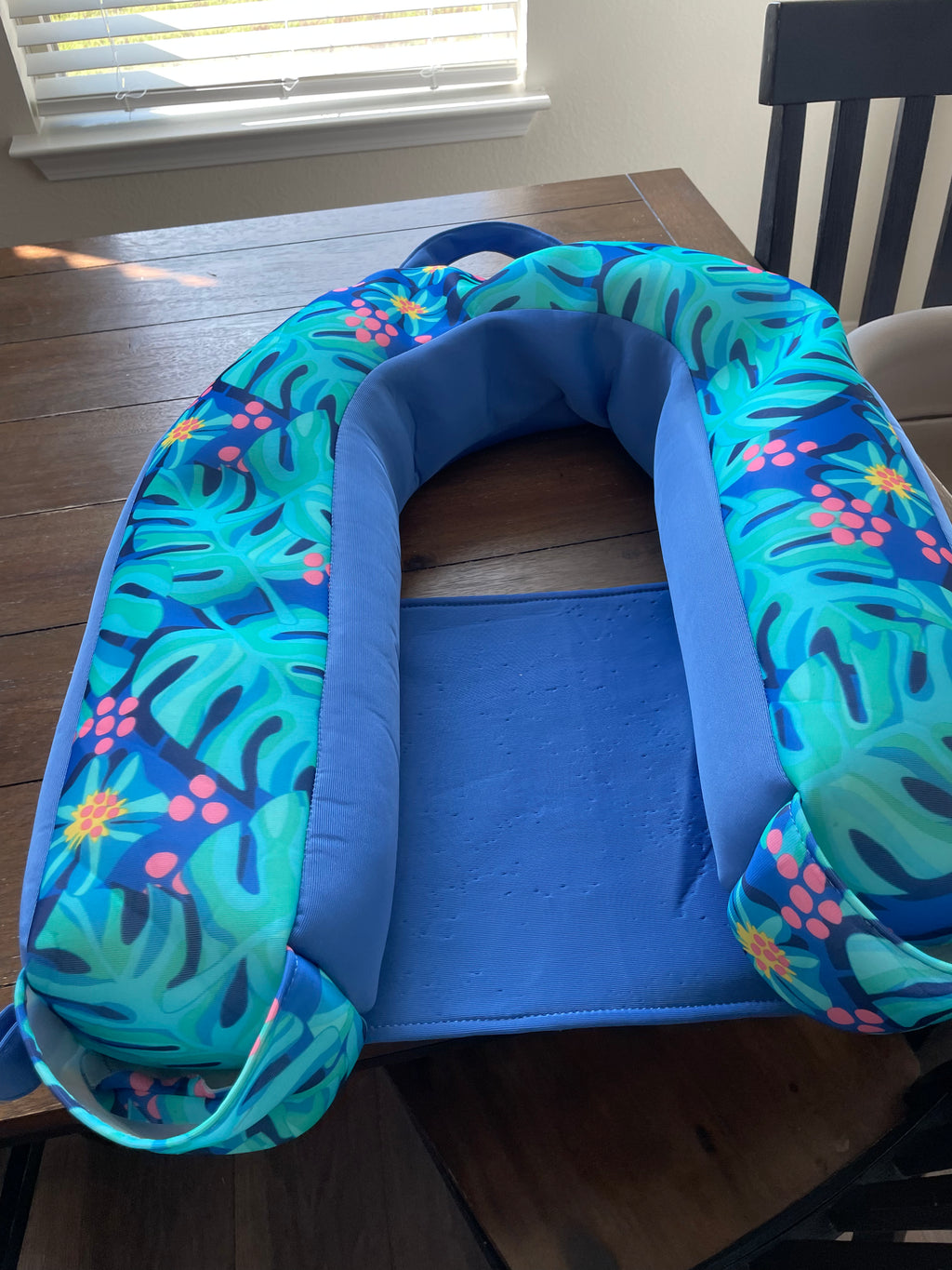 Big Joe Noodle Sling Pool Float – Bean-Filled, Like New